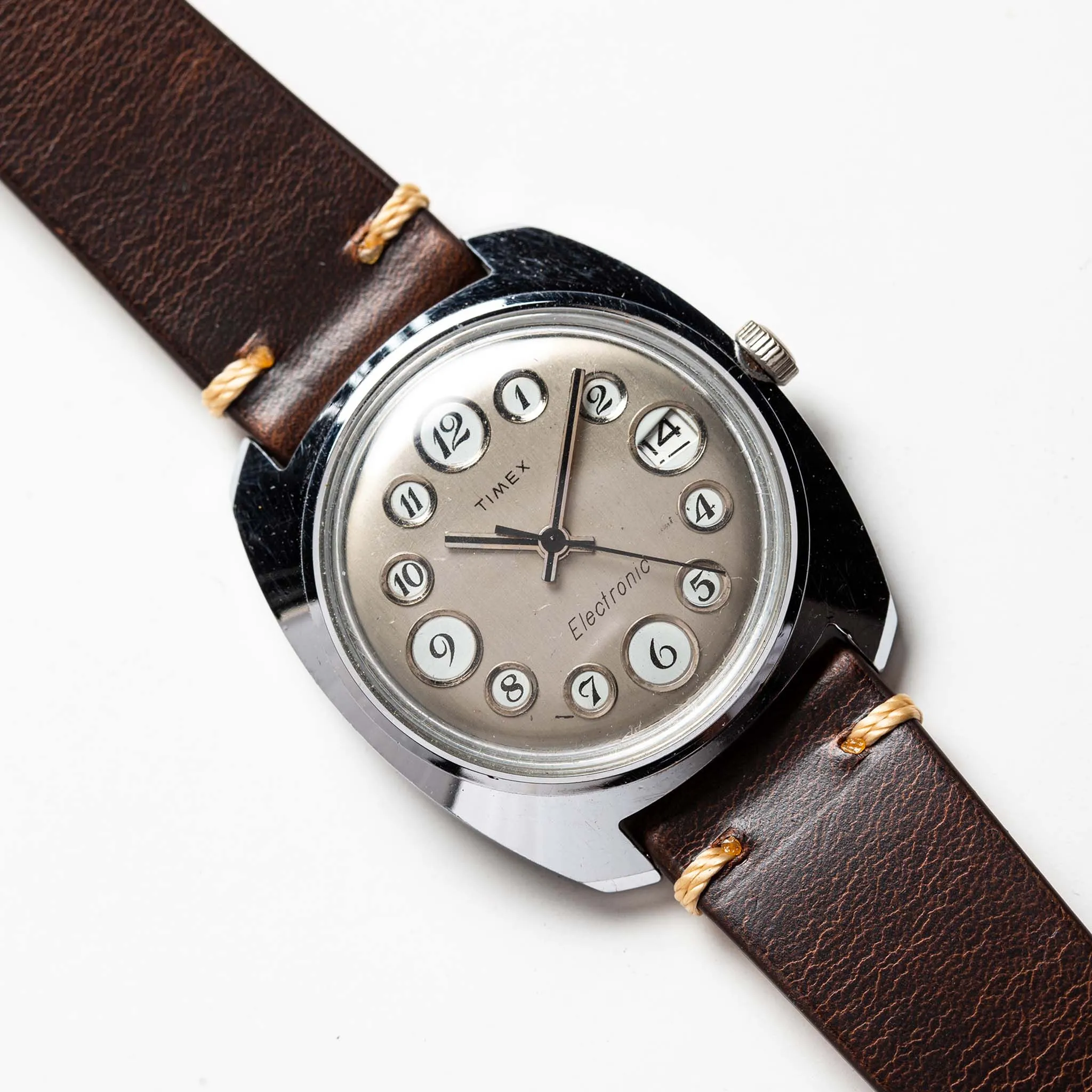 1974 Timex Electronic "Rotary" Calendar sold by Taylor Stitch product image thumbnail 3