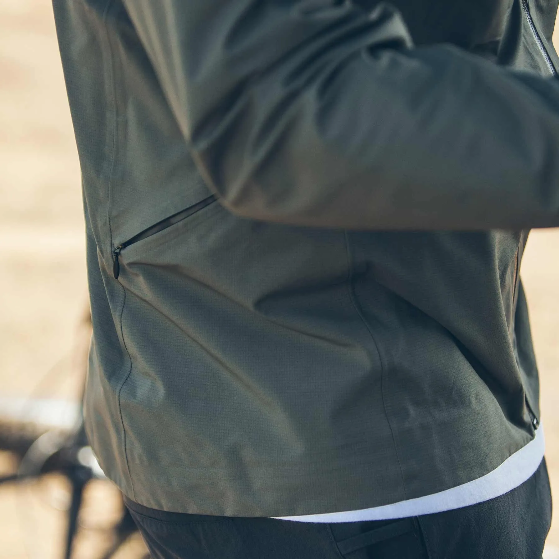 The Meridian in Forest sold by Taylor Stitch product image thumbnail 5