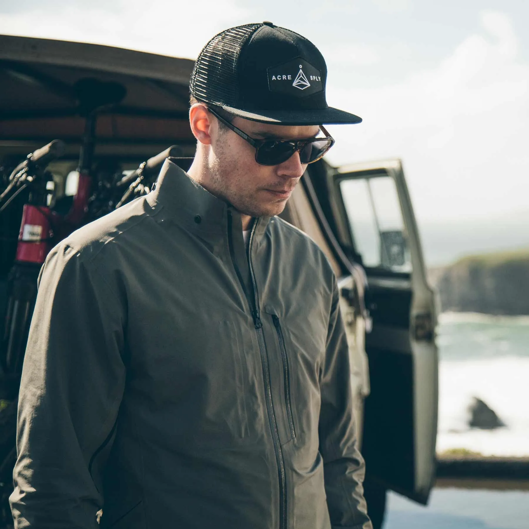 The Meridian in Forest sold by Taylor Stitch product image thumbnail 3