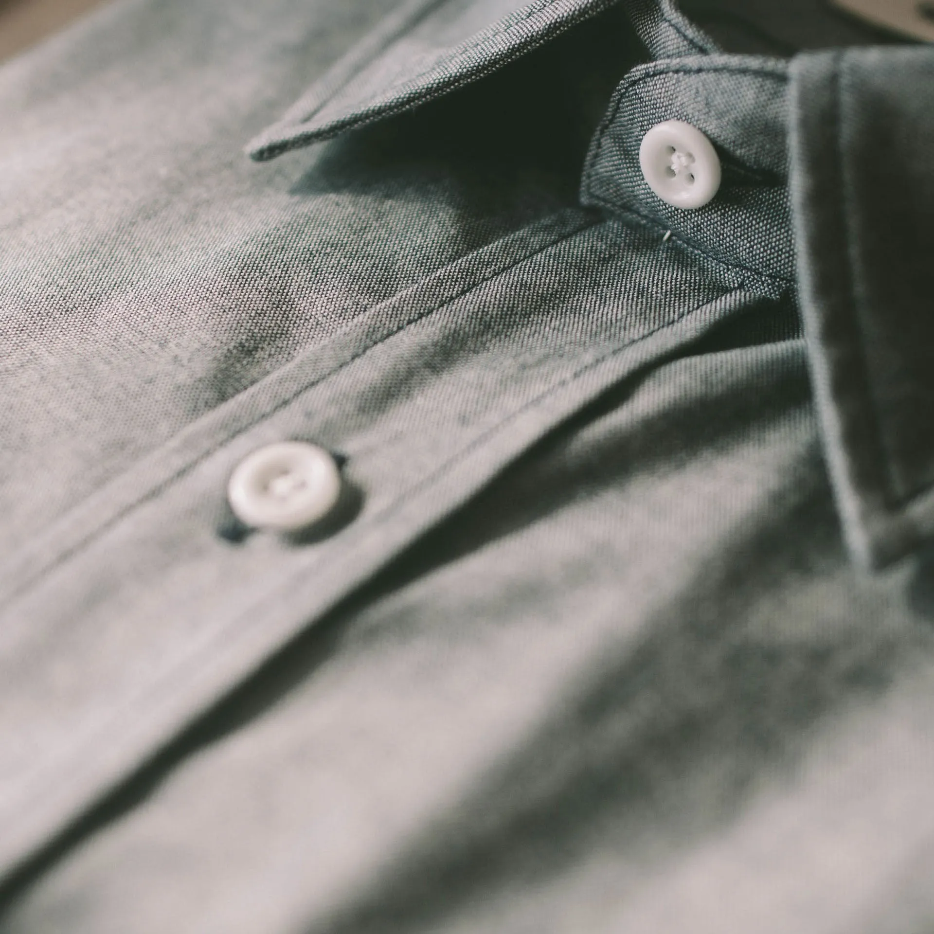 The California in Dark Blue Everyday Chambray sold by Taylor Stitch product image thumbnail 2