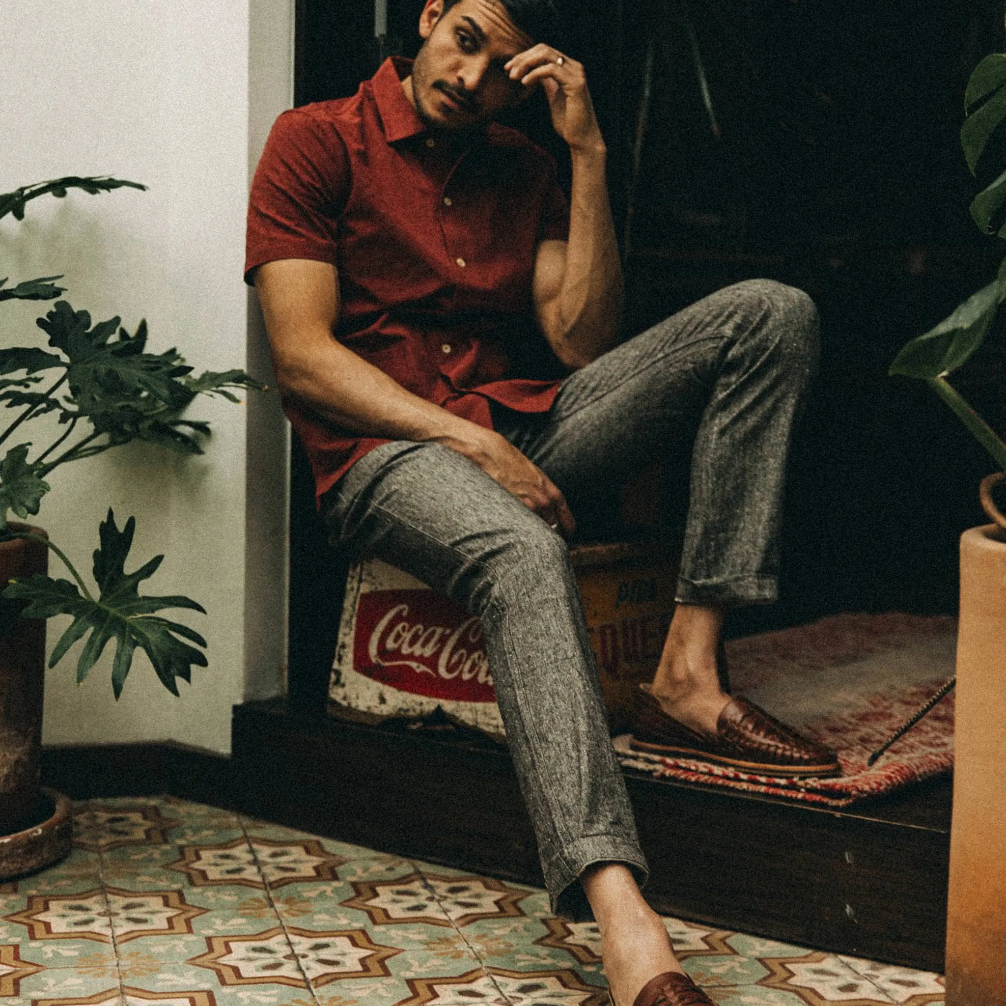 The Easy Pant in Espresso Linen sold by Taylor Stitch product image thumbnail 5