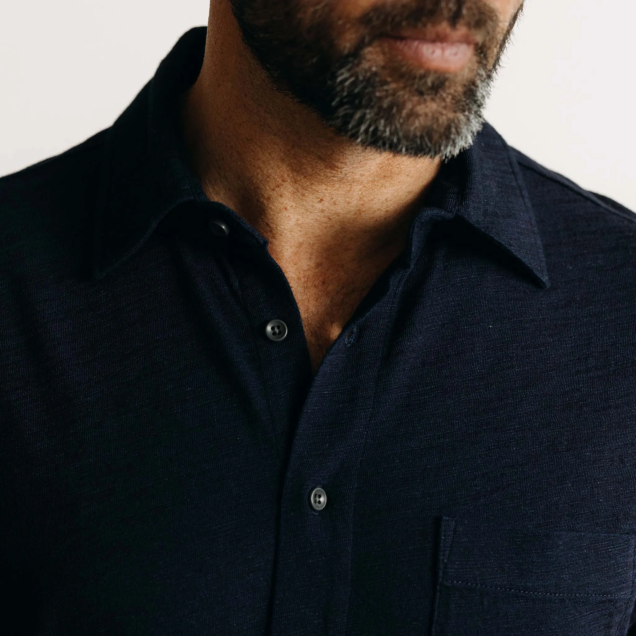 The Short Sleeve California in Rinsed Indigo Slub sold by Taylor Stitch product image thumbnail 3