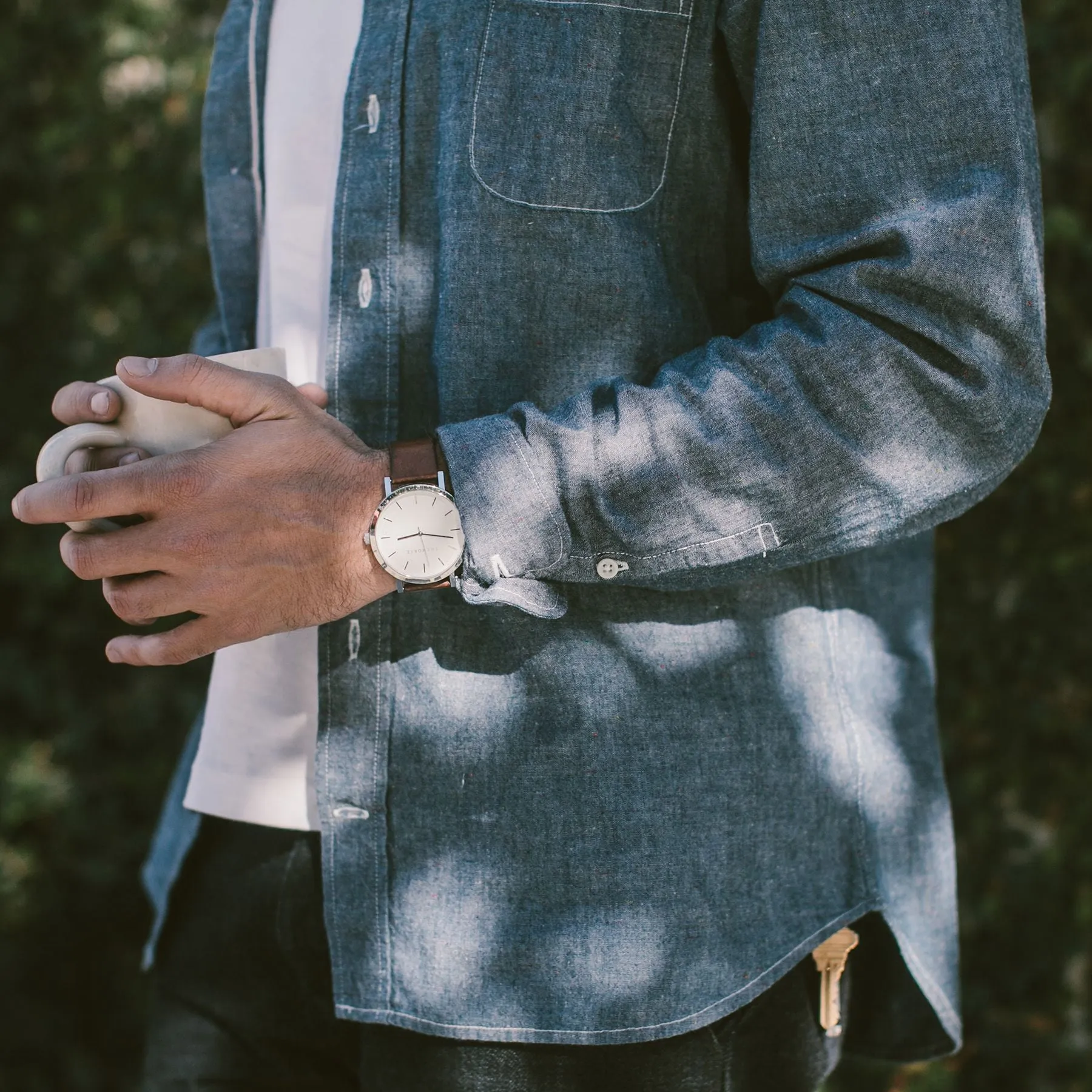 The California in Selvage Confetti Chambray sold by Taylor Stitch product image thumbnail 4