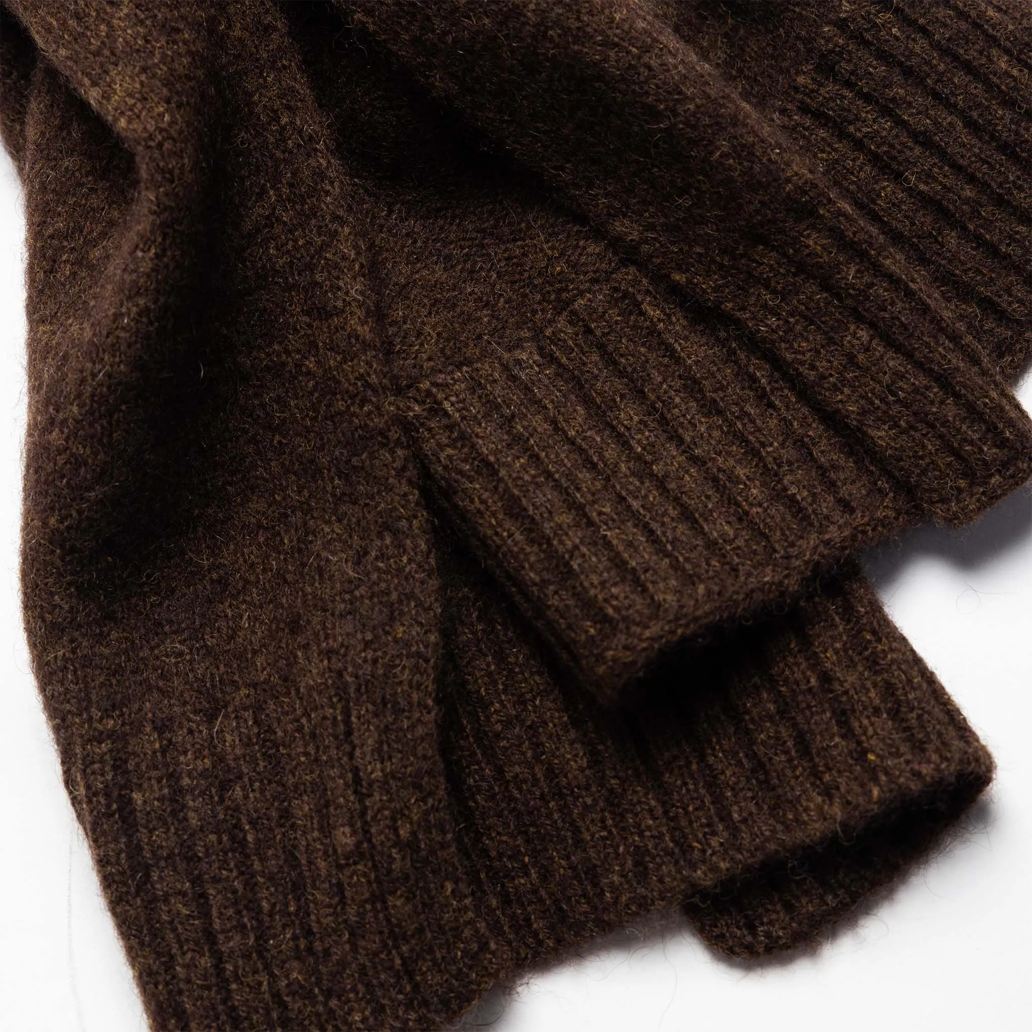 The Lodge Scarf in Coffee sold by Taylor Stitch product image thumbnail 4