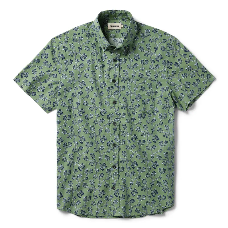The Short Sleeve Jack in Vintage Cherry Blossom sold by Taylor Stitch