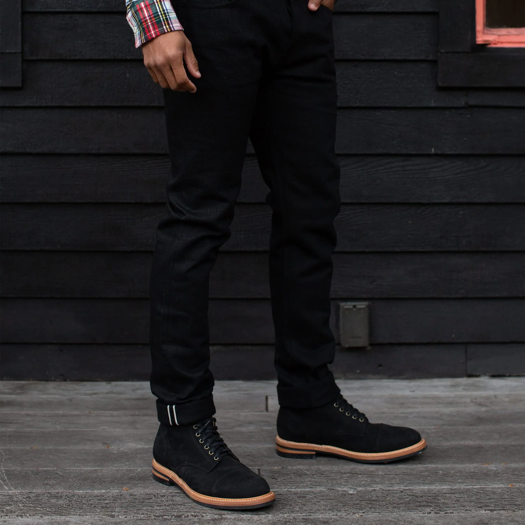 The Slim Jean in Black Selvage sold by Taylor Stitch product image thumbnail 4
