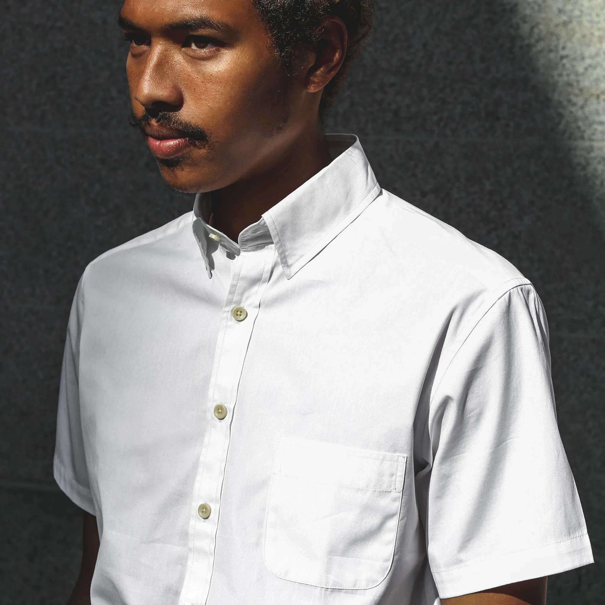 The Short Sleeve California in White Poplin sold by Taylor Stitch product image thumbnail 2