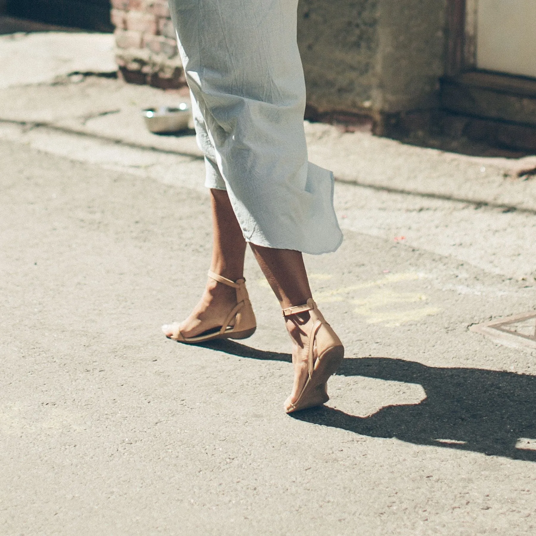 Serena Sandal in Pale Honey sold by Taylor Stitch product image thumbnail 5