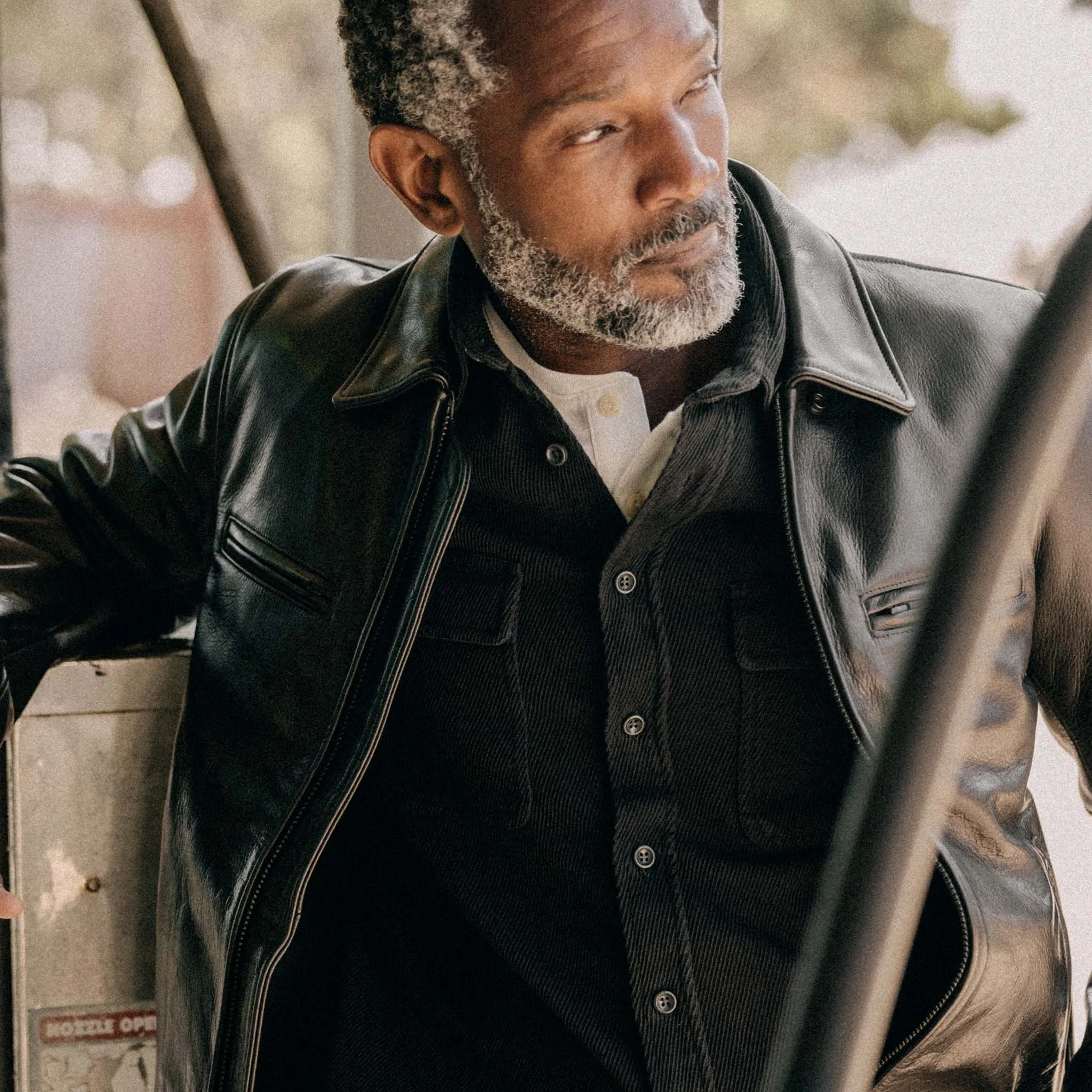 The Ledge Shirt in Coal Twill sold by Taylor Stitch product image thumbnail 3