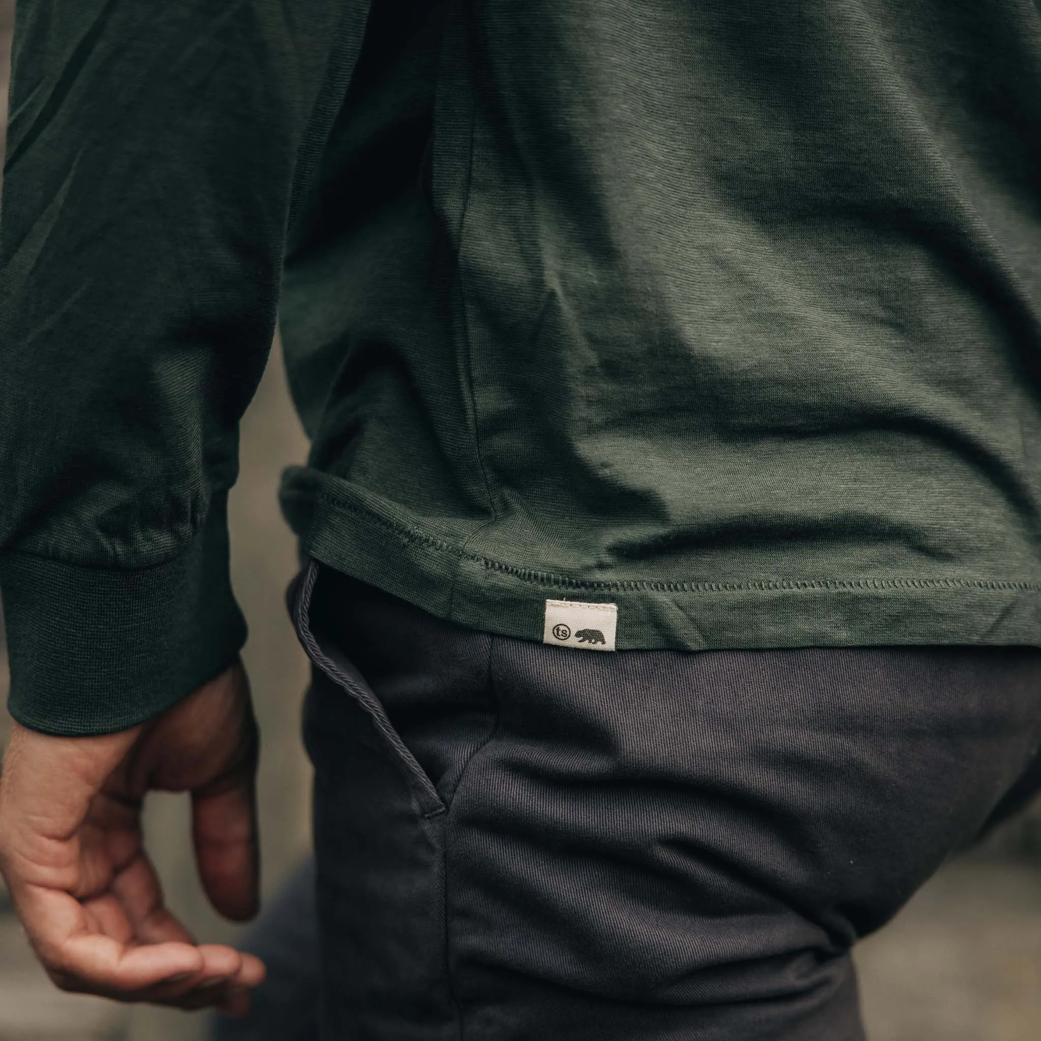 The Cotton Hemp Long Sleeve Tee in Pine sold by Taylor Stitch product image thumbnail 4