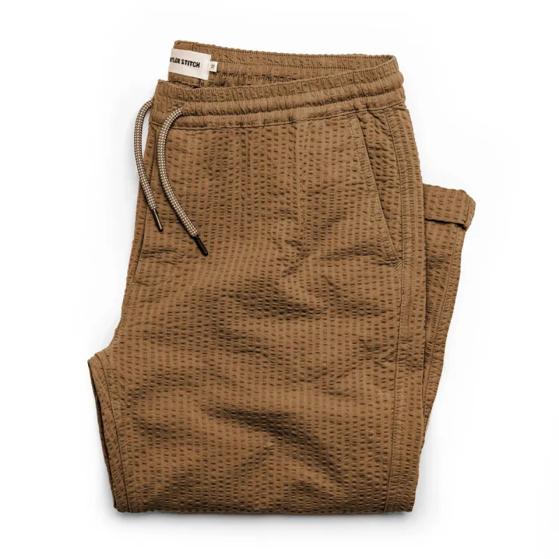 The Après Pant in British Khaki Seersucker sold by Taylor Stitch