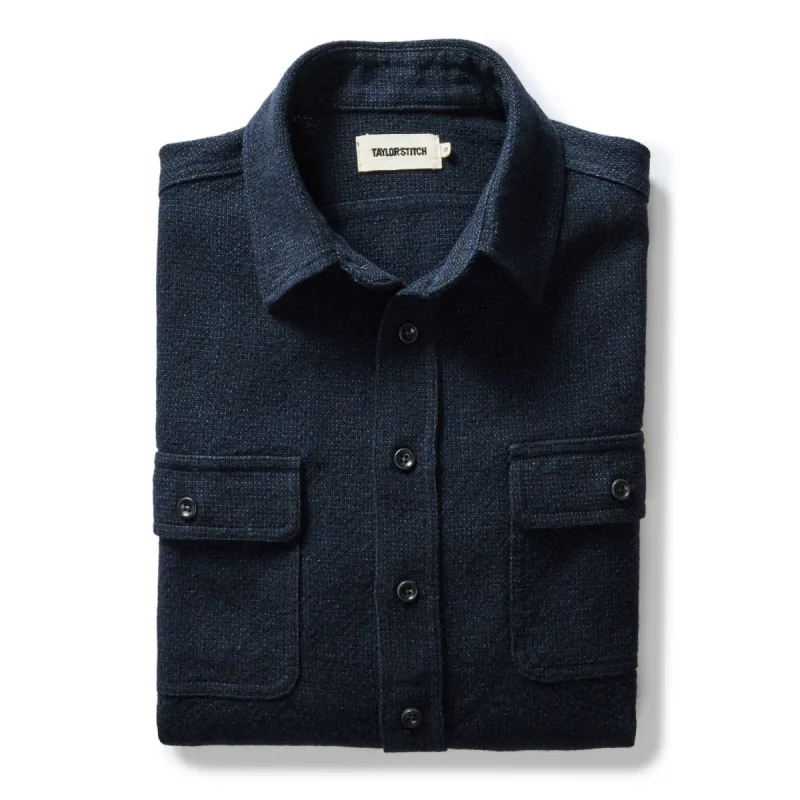 The Ledge Shirt in Dark Navy Linen Tweed made by Taylor Stitch