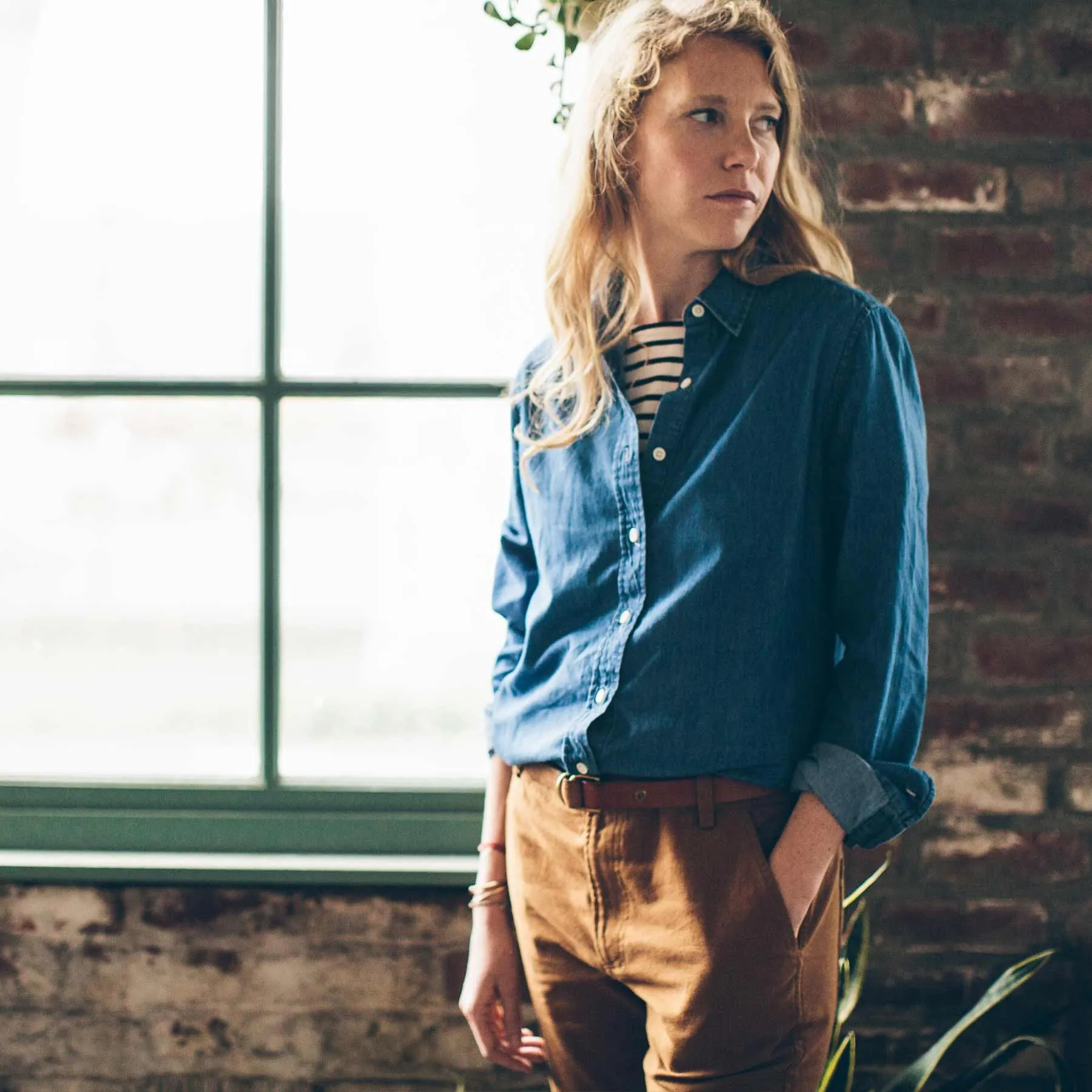 The Katherine in Sun Bleached Denim sold by Taylor Stitch product image thumbnail 4