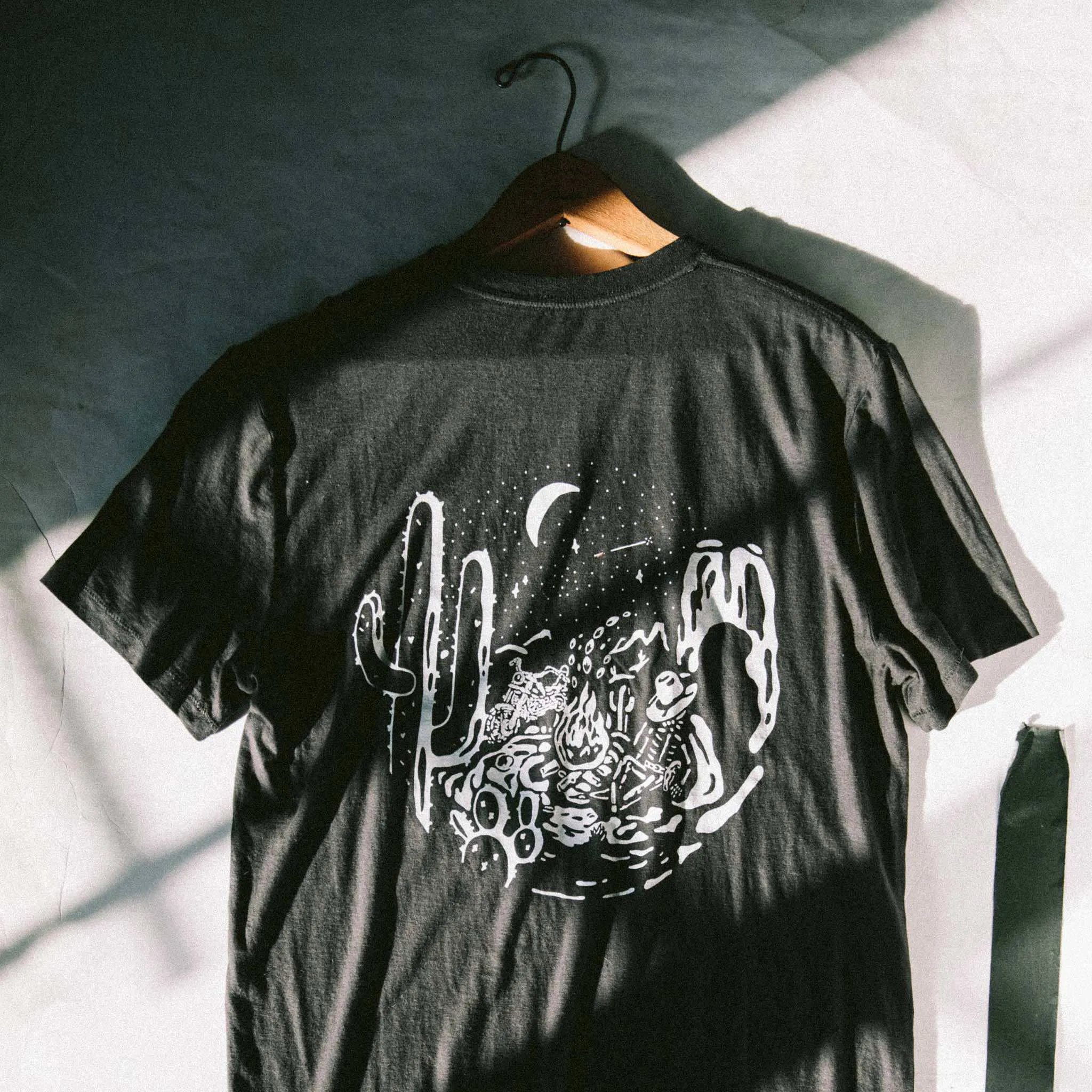 The Cotton Hemp Tee in Charcoal Open Road sold by Taylor Stitch product image thumbnail 3