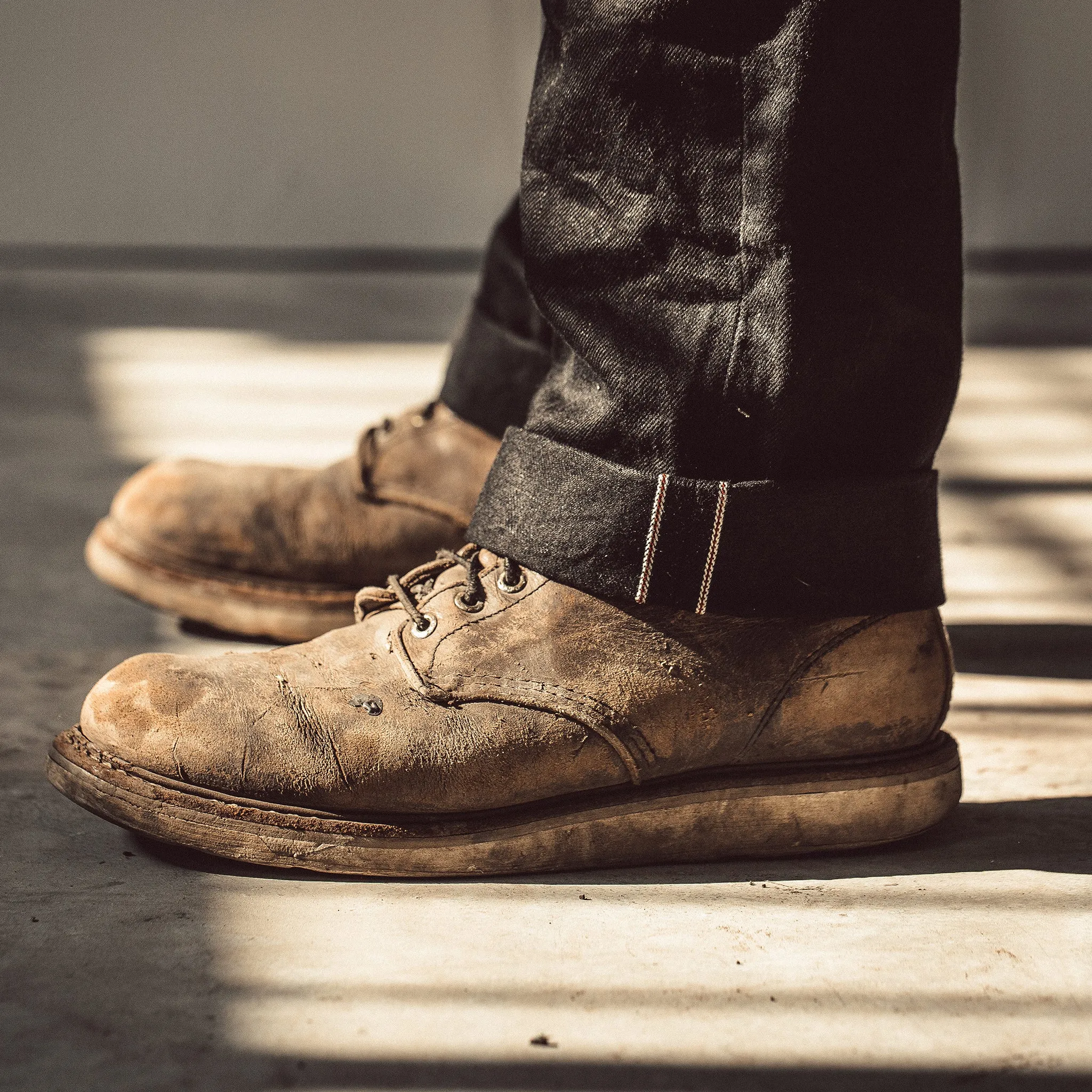 The Slim Jean in Kuroki Mills Black Selvage sold by Taylor Stitch product image thumbnail 5