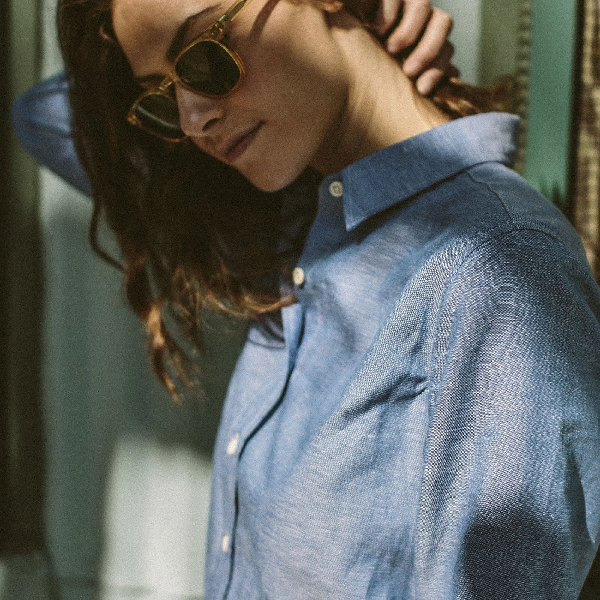 The Katherine in Azure Cotton & Linen sold by Taylor Stitch product image thumbnail 3