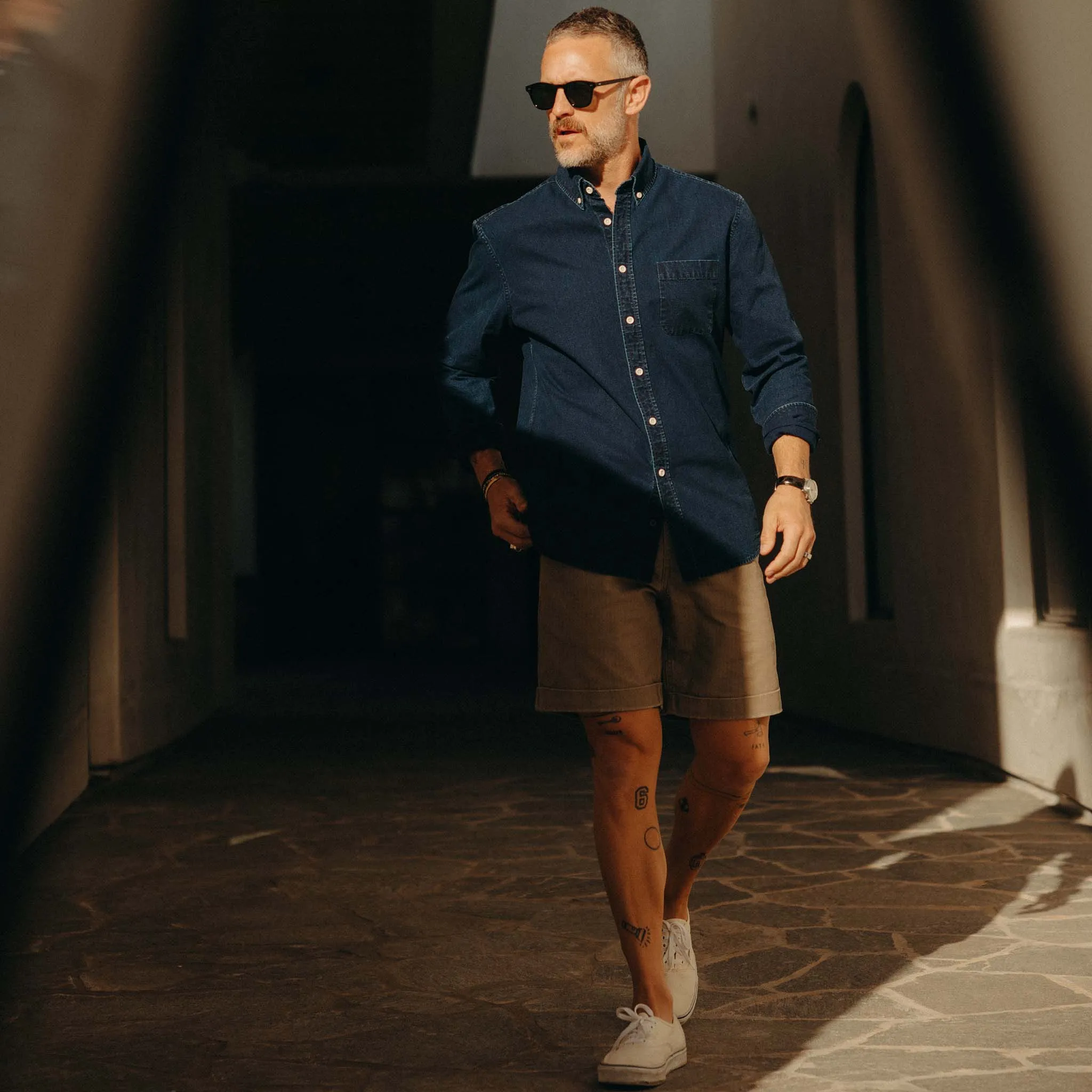 The Jack in Rinsed Indigo Oxford sold by Taylor Stitch product image thumbnail 2