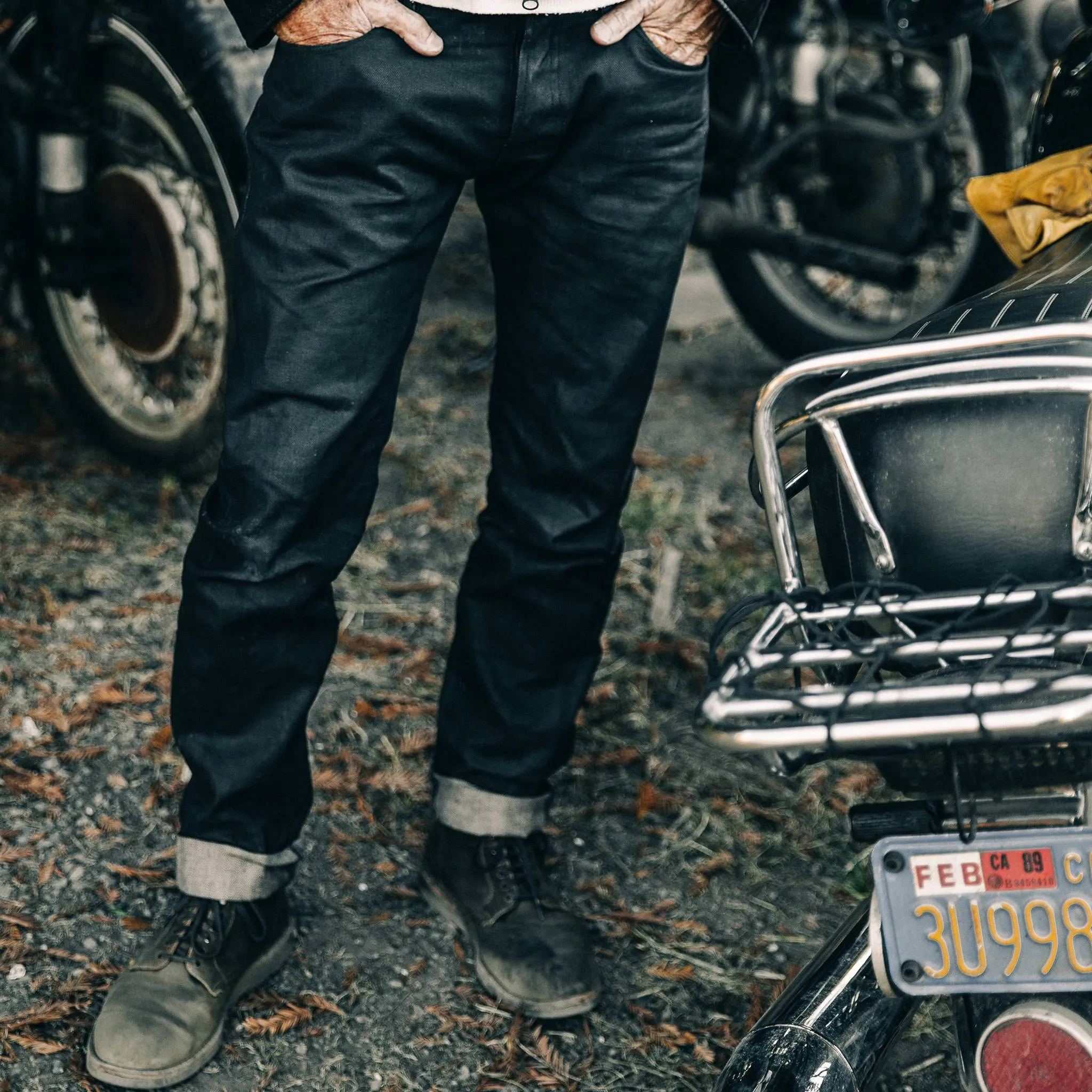The Democratic Jean in Black Over-dye Selvage sold by Taylor Stitch product image thumbnail 2