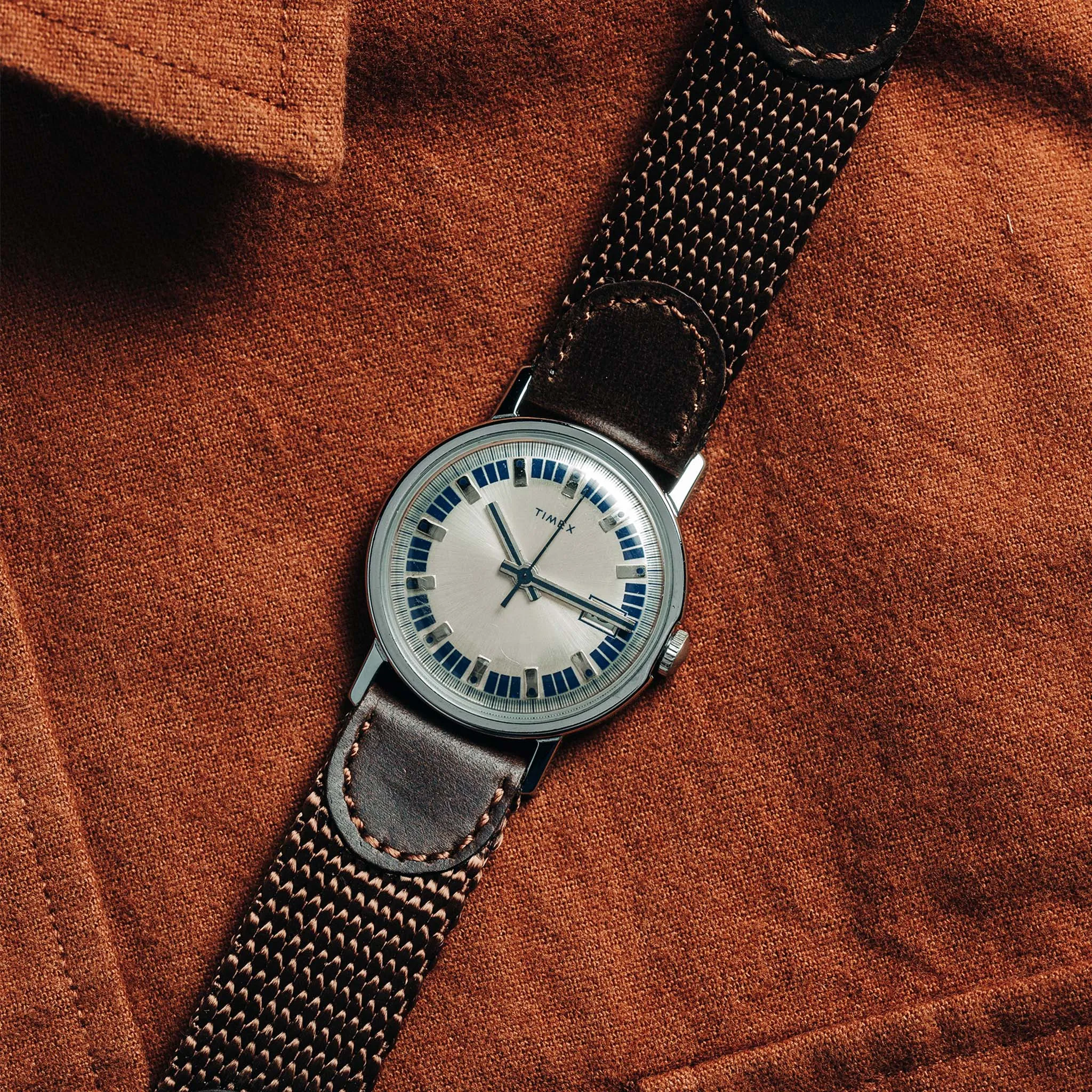 1974 Timex Mercury Calendar Silver sold by Taylor Stitch product image thumbnail 2