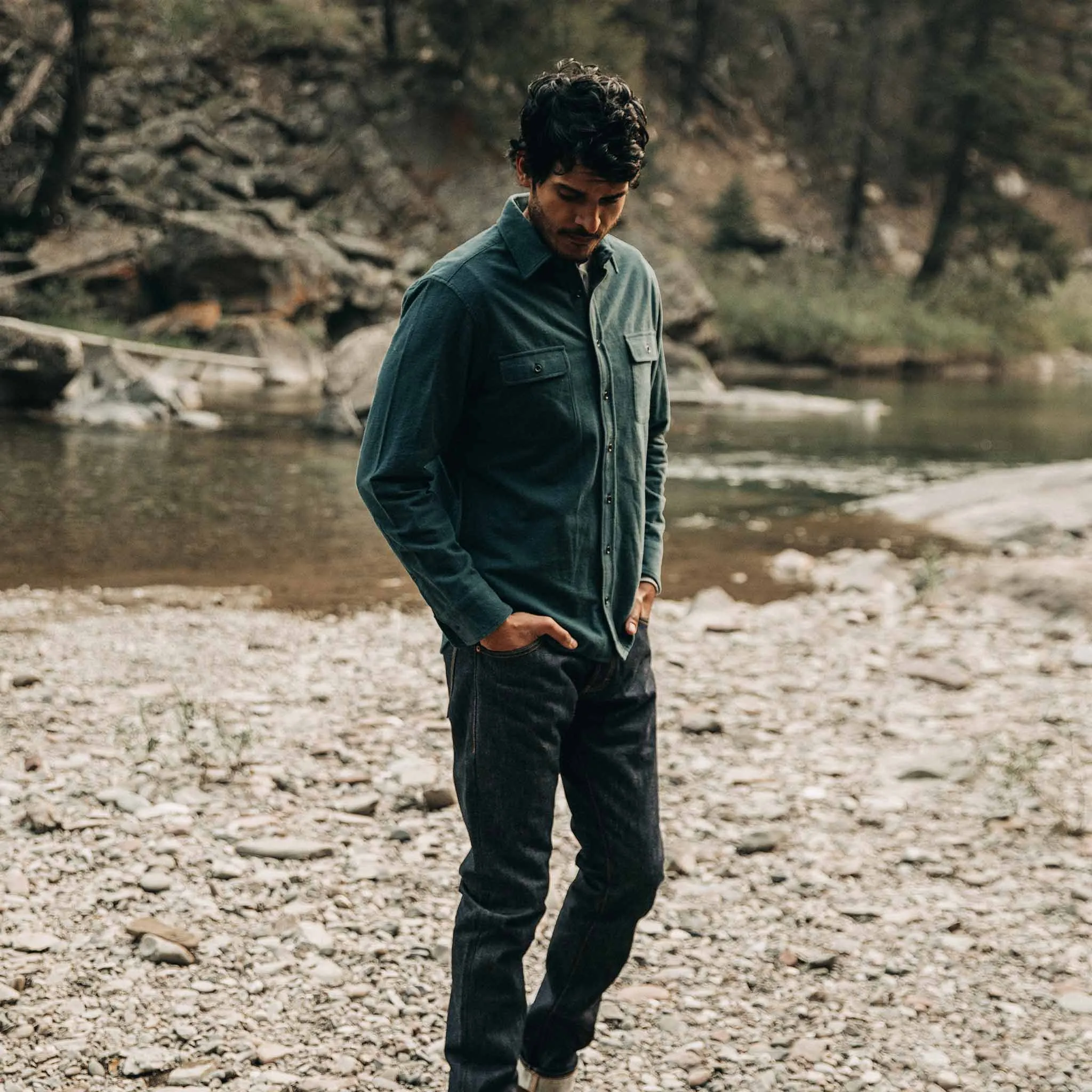 The Yosemite Shirt in Deep Ocean sold by Taylor Stitch product image thumbnail 2