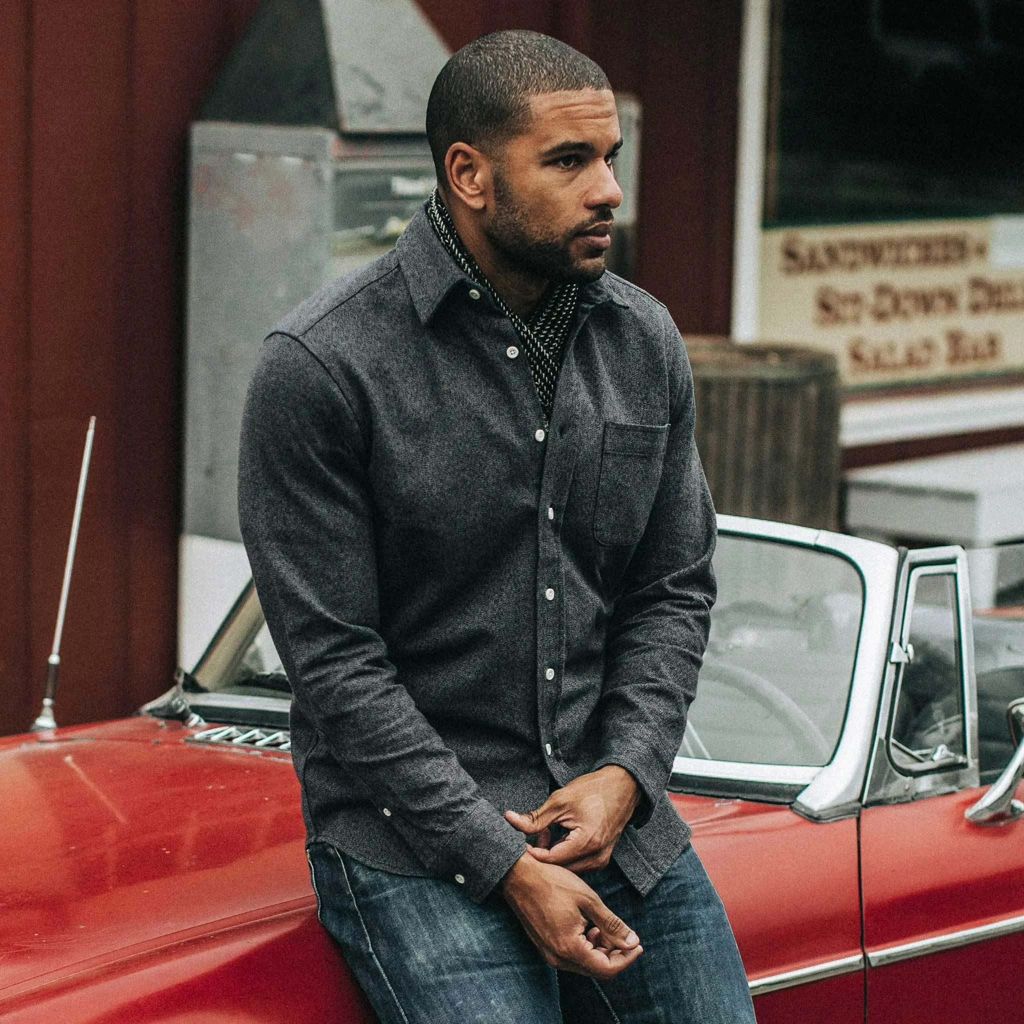 The California in Navy Salt and Pepper sold by Taylor Stitch product image thumbnail 2