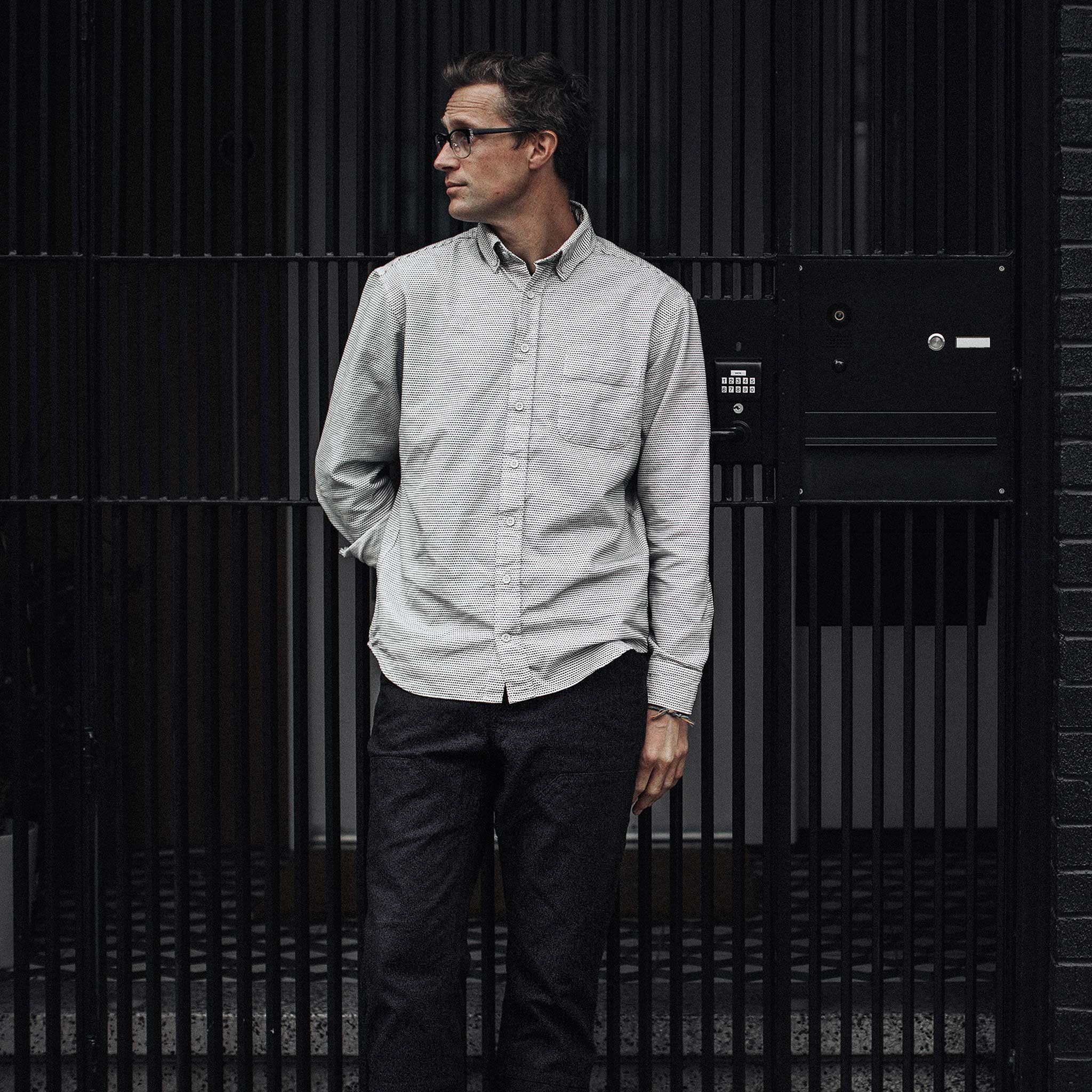 The Chore Pant in Washed Coal sold by Taylor Stitch product image thumbnail 2