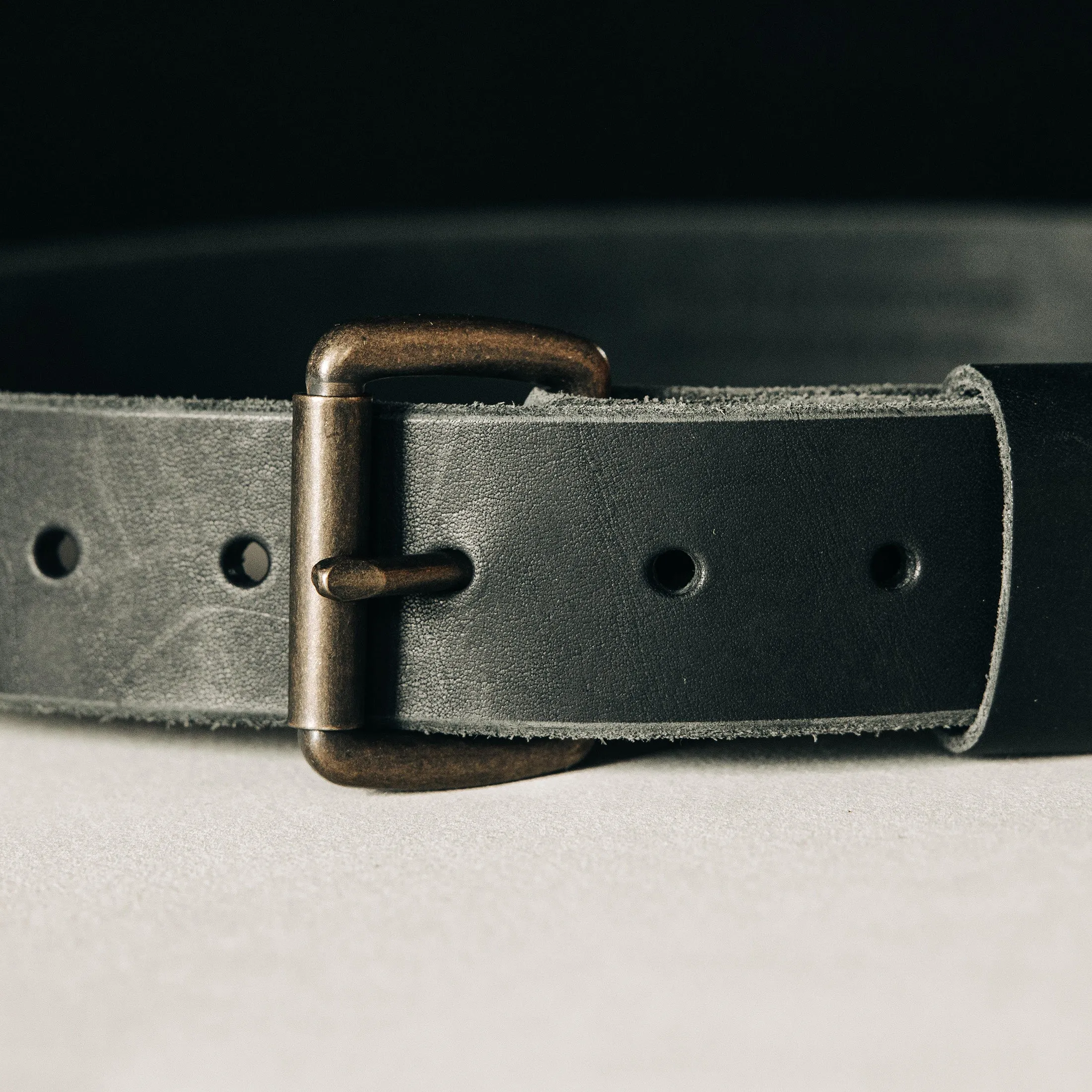 The Standard Belt in Black sold by Taylor Stitch product image thumbnail 4