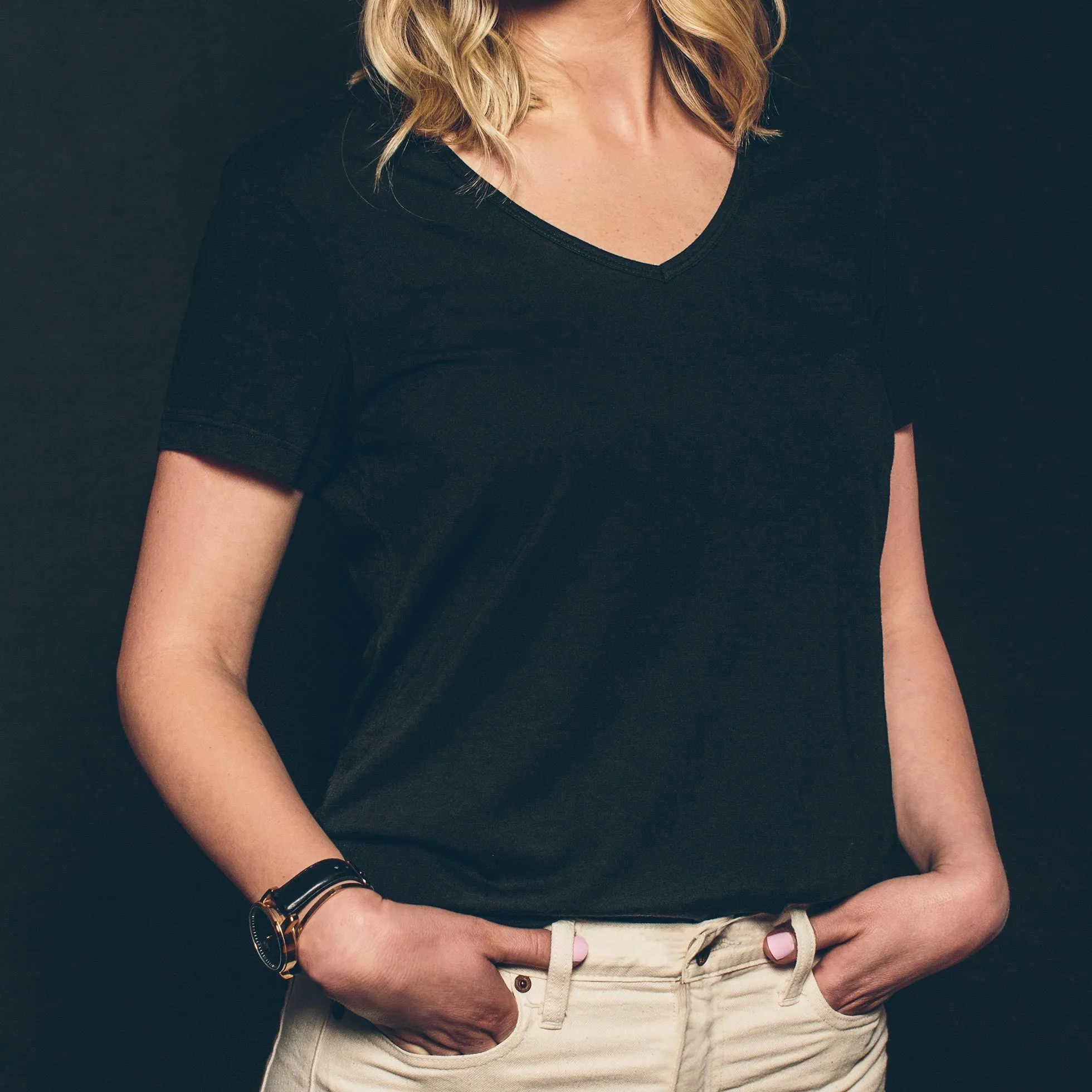 The Elle V-Neck Tee in Noir sold by Taylor Stitch product image thumbnail 3
