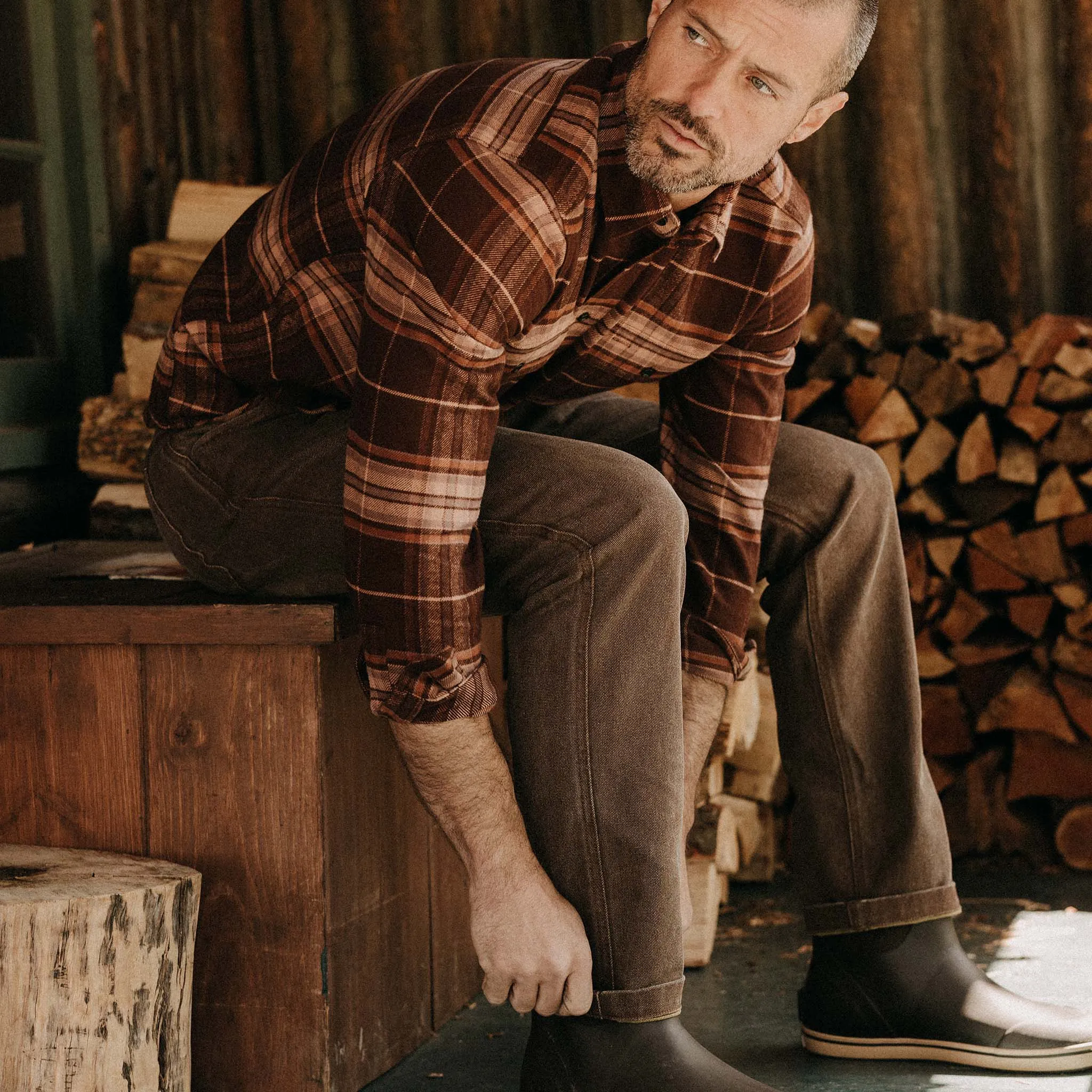 The Camp Pant in Aged Penny Chipped Canvas sold by Taylor Stitch product image thumbnail 5