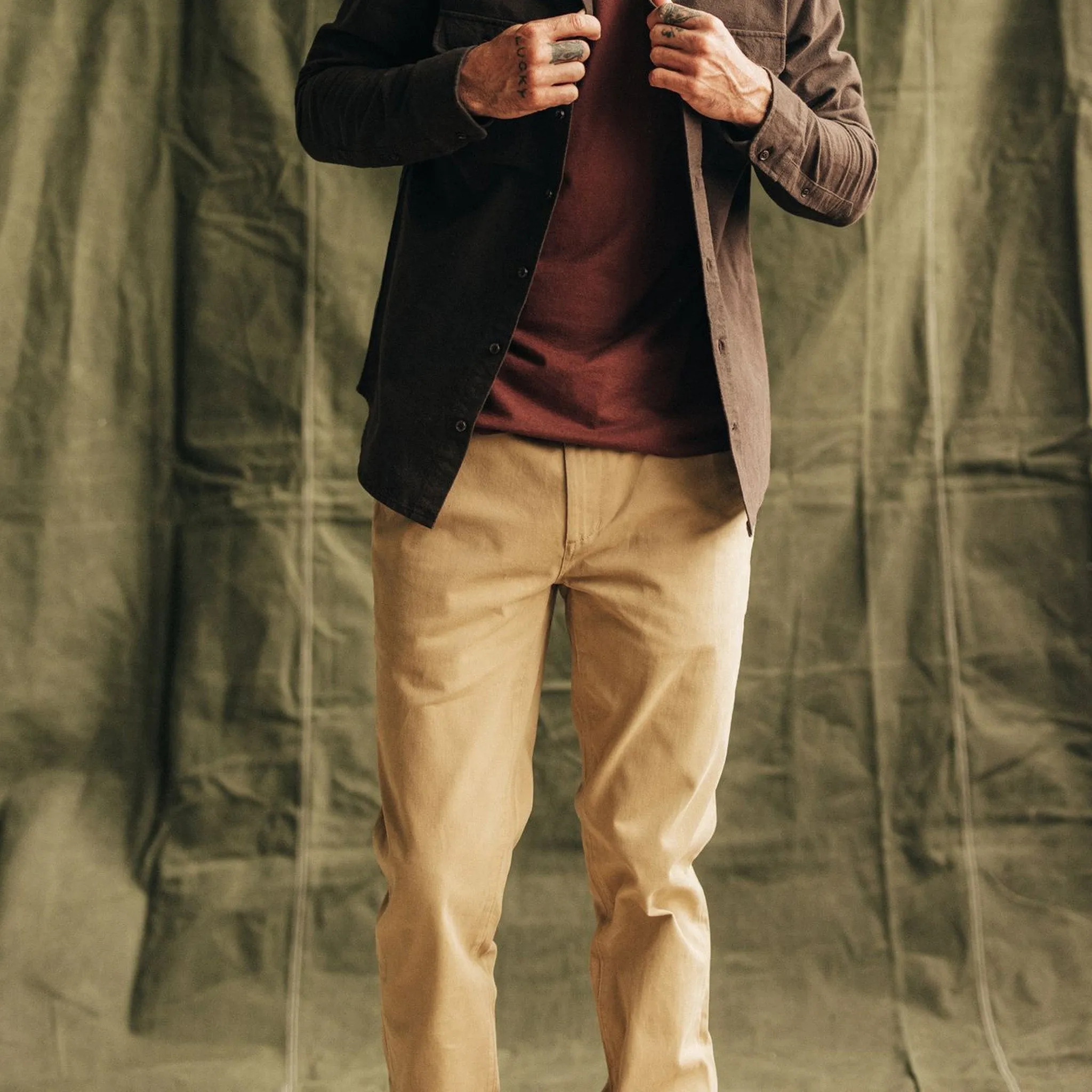 The Slim Foundation Pant in Organic Khaki sold by Taylor Stitch product image thumbnail 3