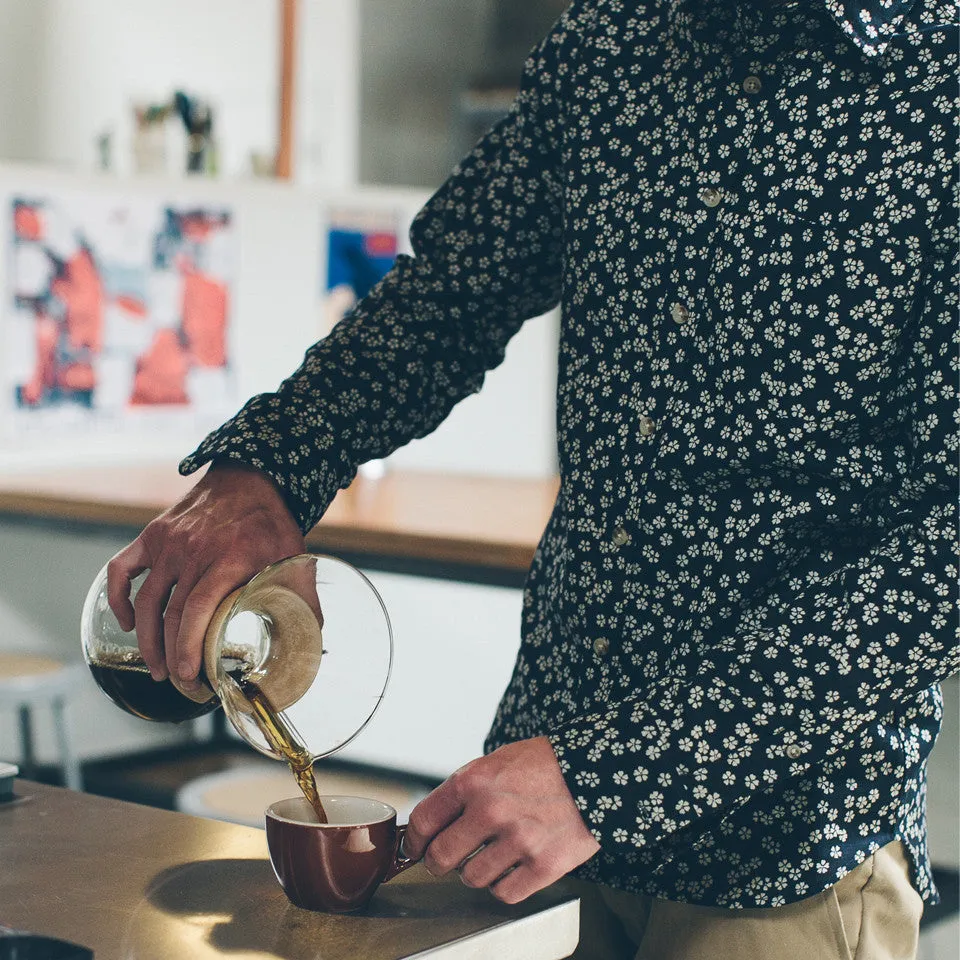 The California in Indigo Cherry Blossom sold by Taylor Stitch product image thumbnail 4