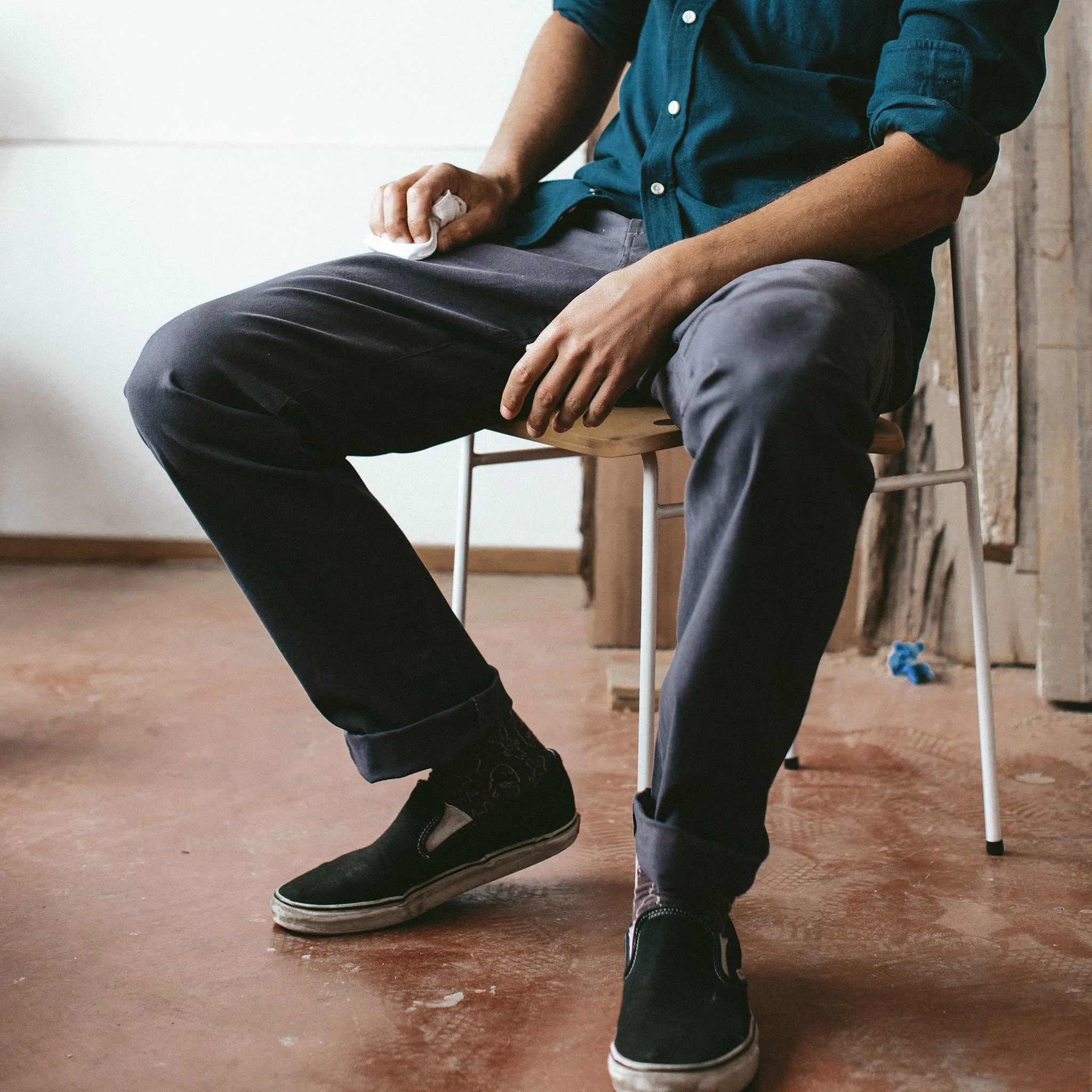 The Slim Chino in Organic Charcoal sold by Taylor Stitch product image thumbnail 5