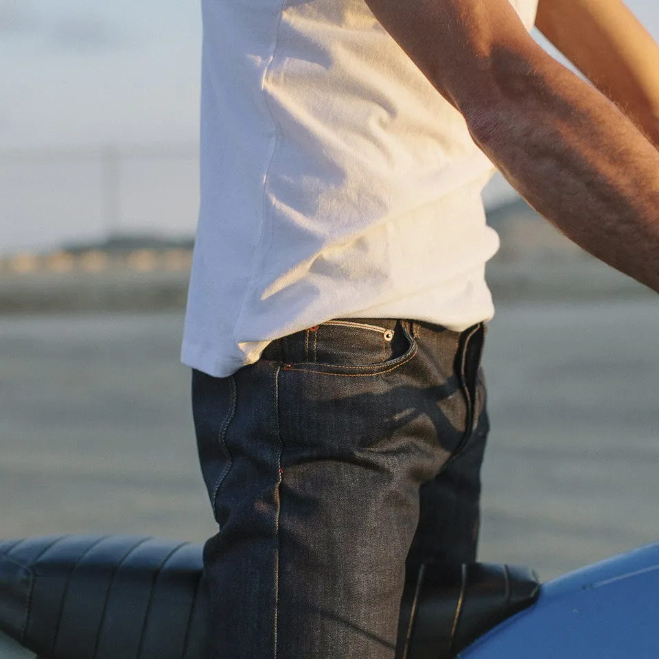 The Slim Jean in Shuttle Loomed Italian Selvage Denim sold by Taylor Stitch product image thumbnail 3
