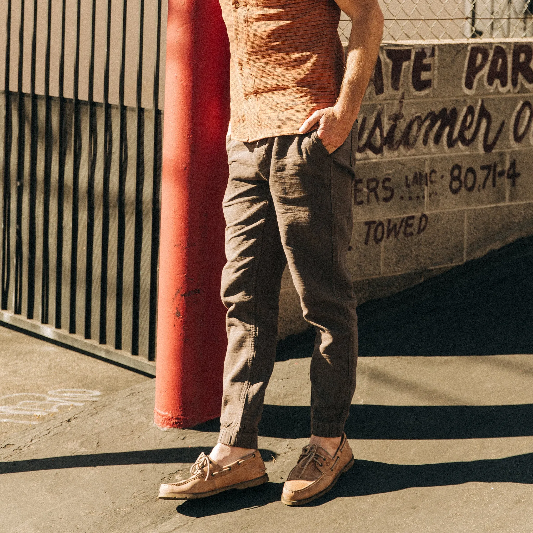 The Apres Pant in Walnut Double Cloth sold by Taylor Stitch product image thumbnail 4