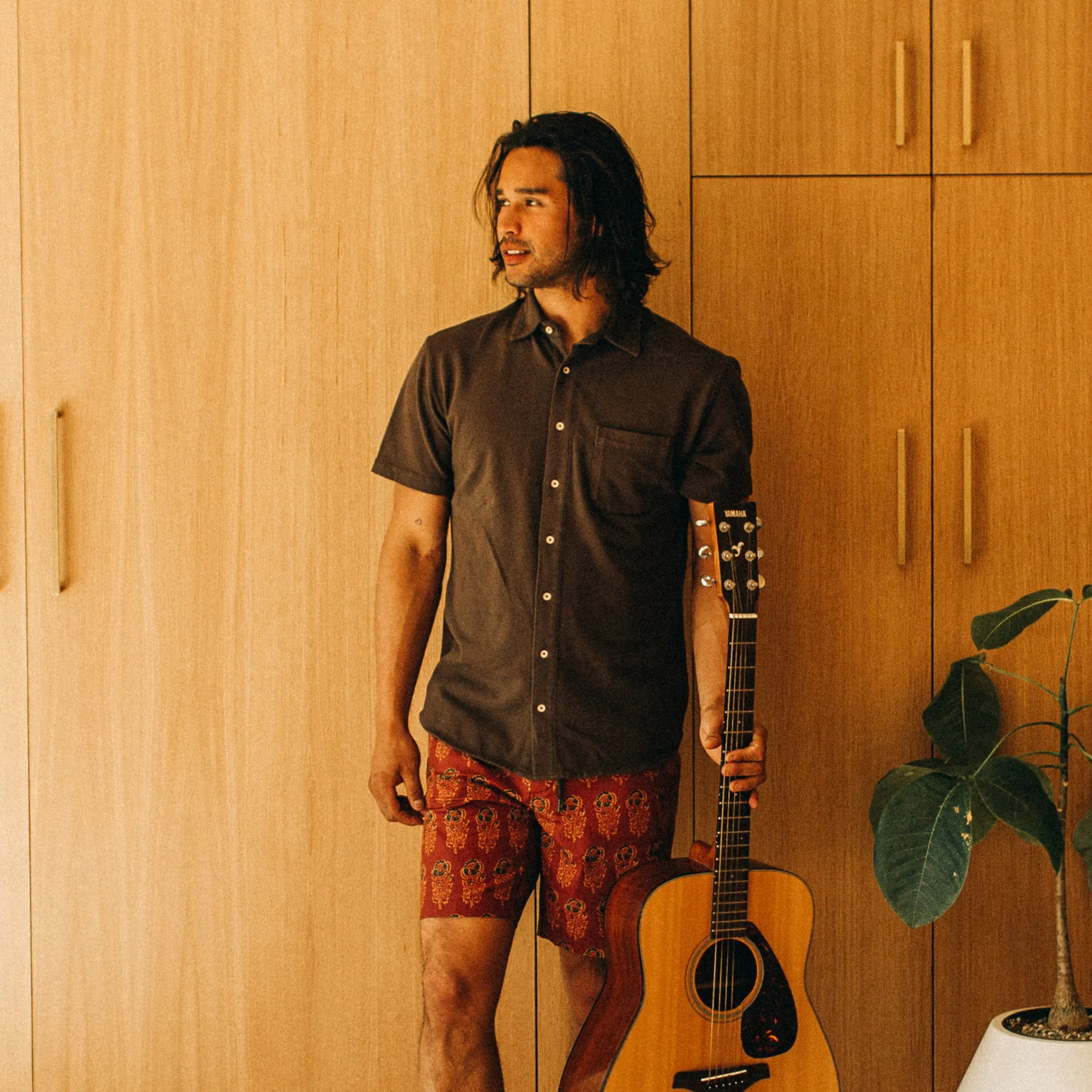 The Short Sleeve California in Espresso Pique sold by Taylor Stitch product image thumbnail 4