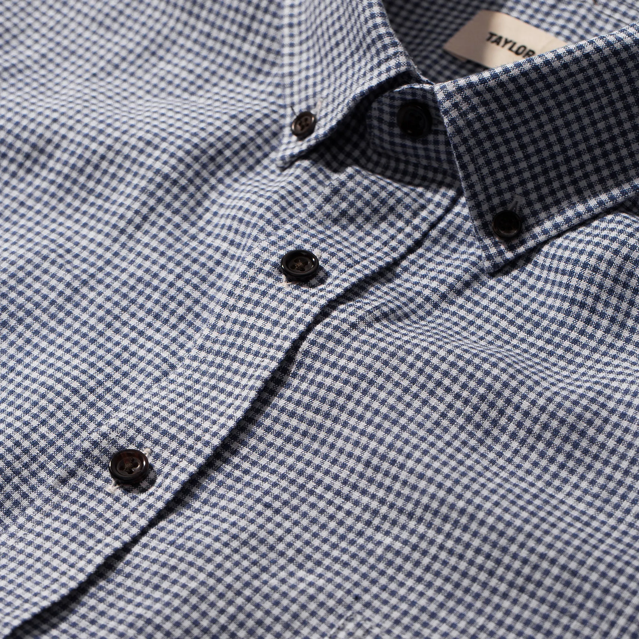 The Jack in Navy Mini Gingham Linen sold by Taylor Stitch product image thumbnail 5