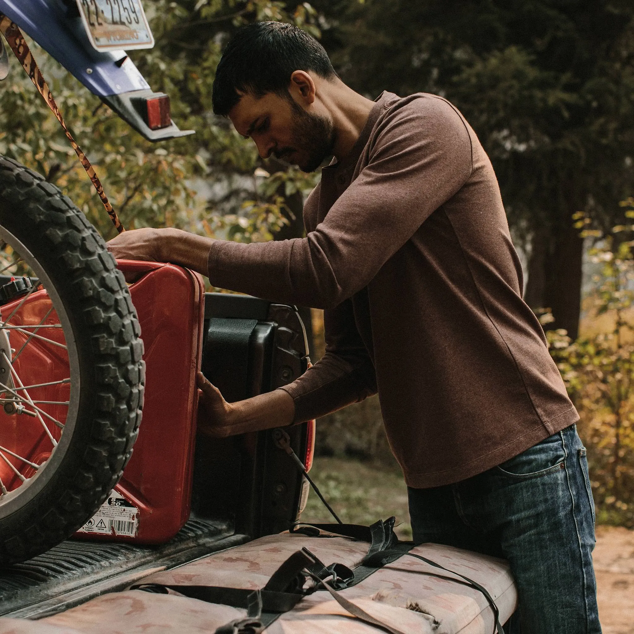 The Heavy Bag Henley in Timber sold by Taylor Stitch product image thumbnail 4