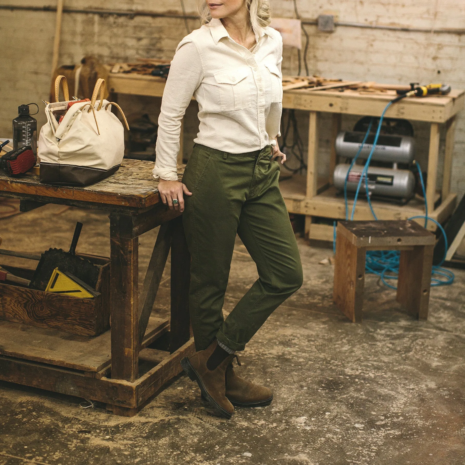 The Abel Pant in Army Green sold by Taylor Stitch product image thumbnail 2