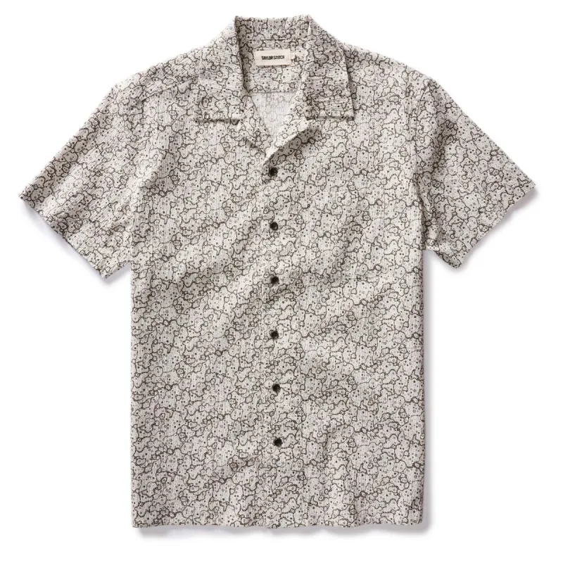 The Short Sleeve Hawthorne in Tide Pool sold by Taylor Stitch