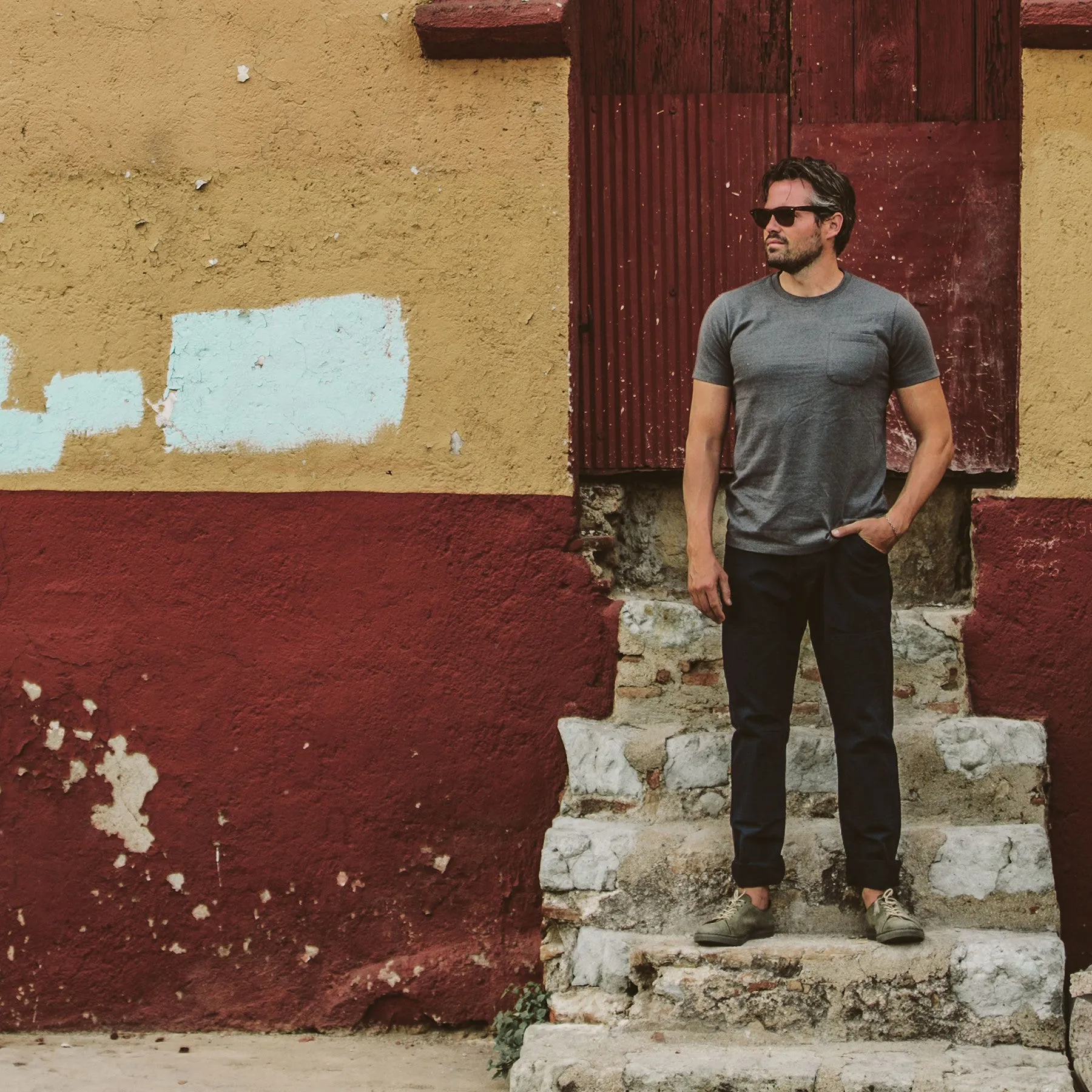 The Chore Pant in Washed Navy sold by Taylor Stitch product image thumbnail 2