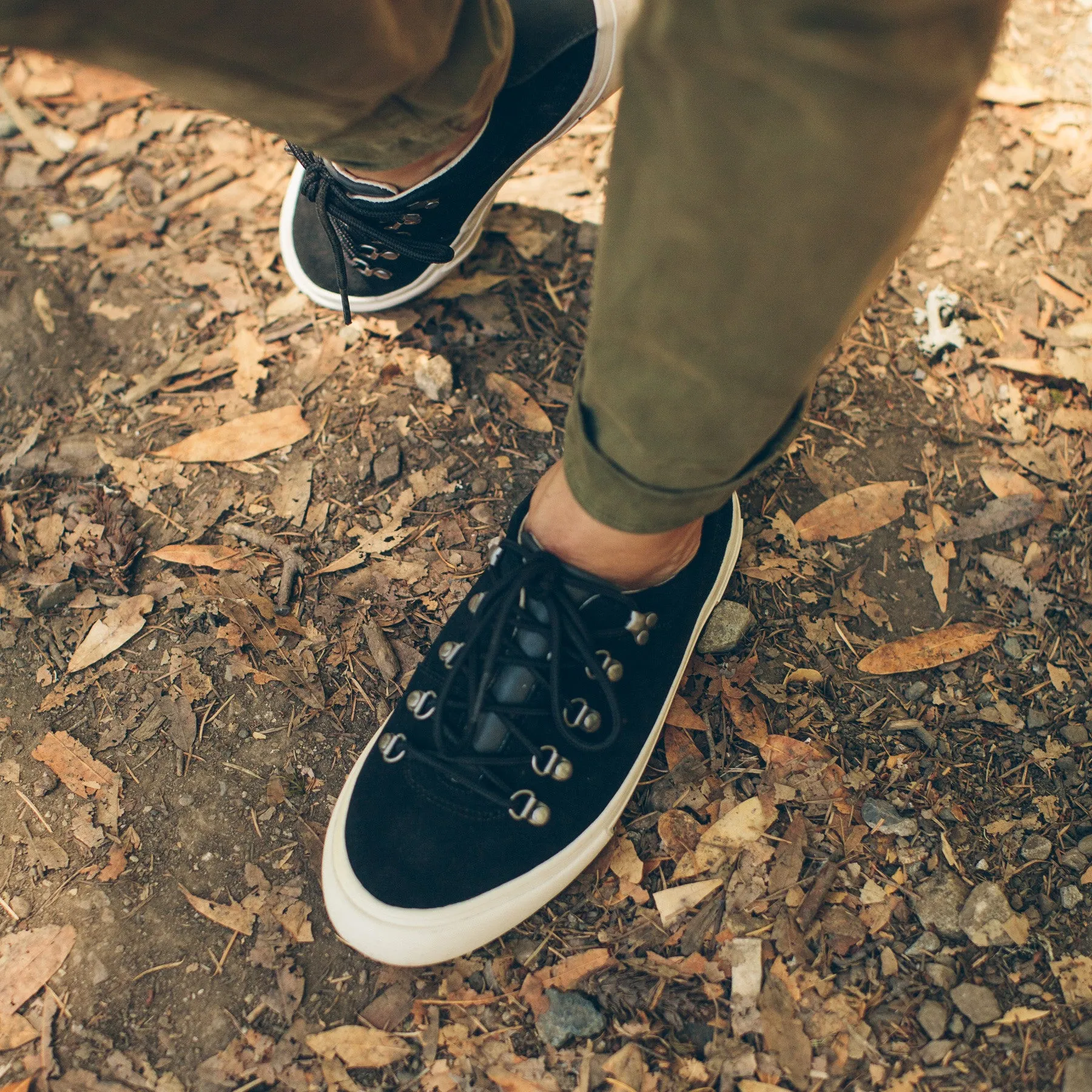The Yosemite Hiker in Black sold by Taylor Stitch product image thumbnail 3