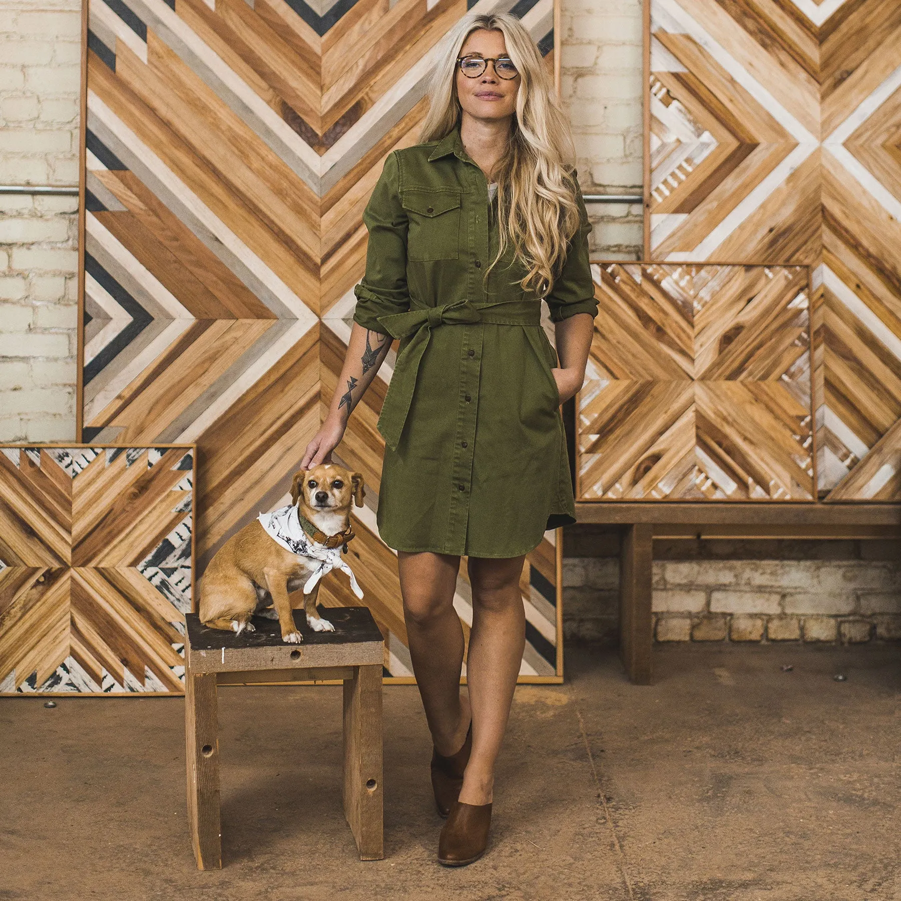 The Trench Dress in Army Green sold by Taylor Stitch product image thumbnail 2