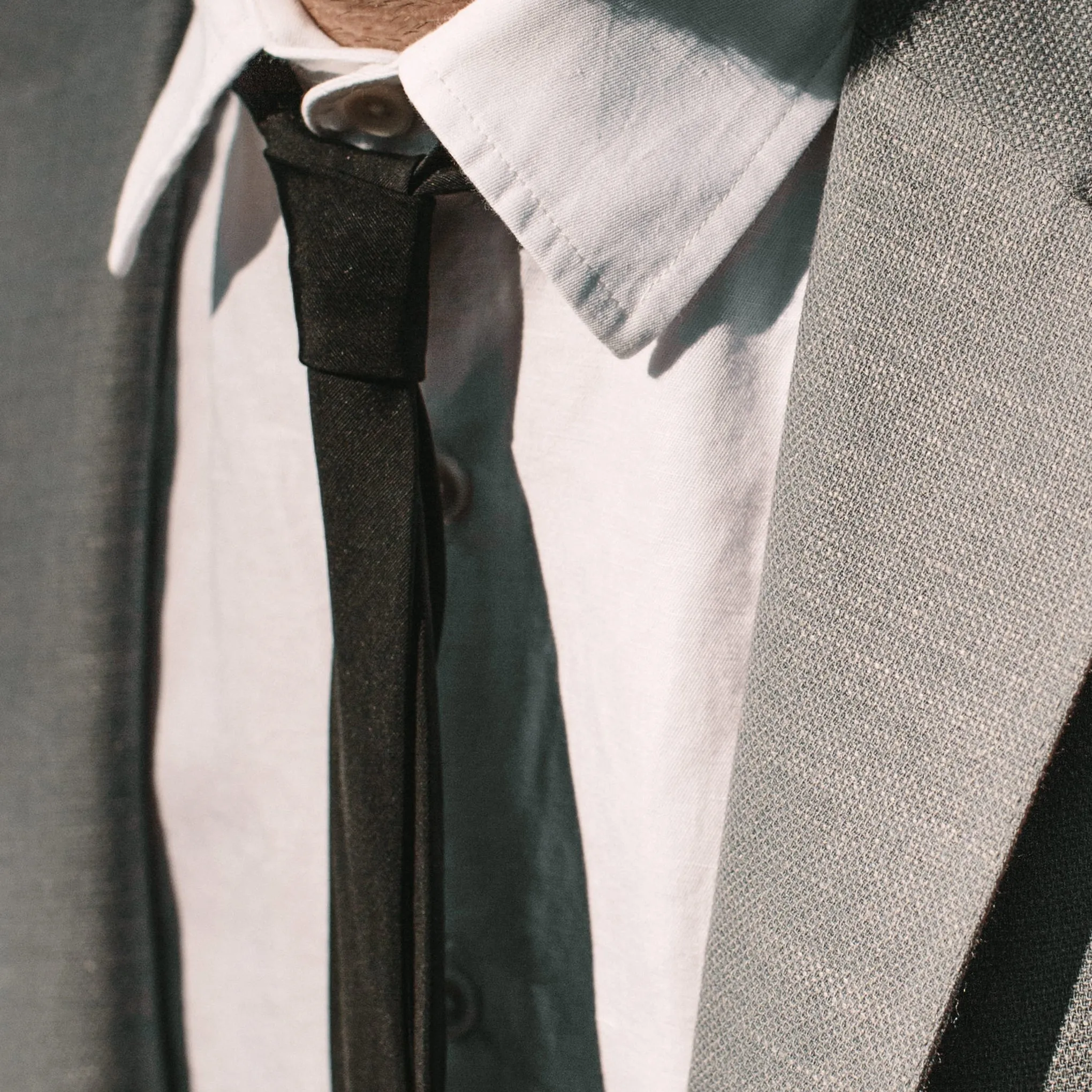 The California in Natural Slub Linen sold by Taylor Stitch product image thumbnail 3