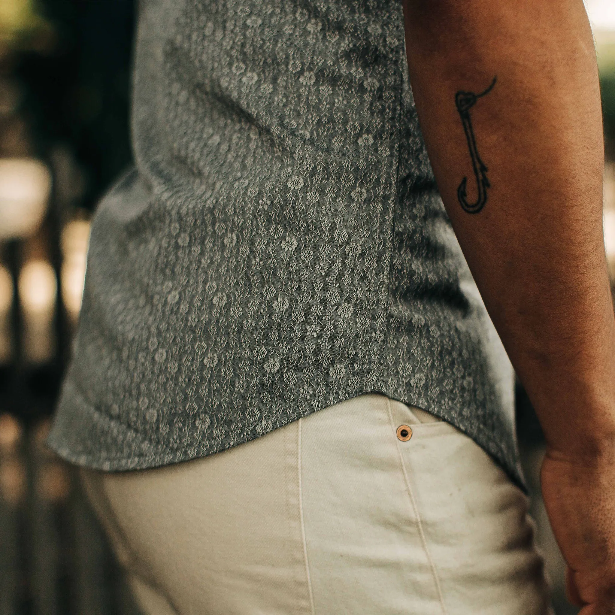 The Short Sleeve Jack in Ash Floral sold by Taylor Stitch product image thumbnail 3