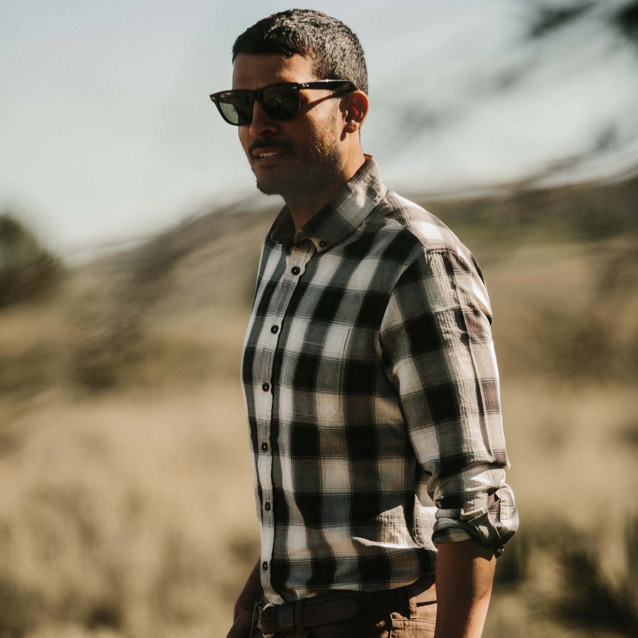 The Jack in Coal Herringbone Check sold by Taylor Stitch product image thumbnail 5