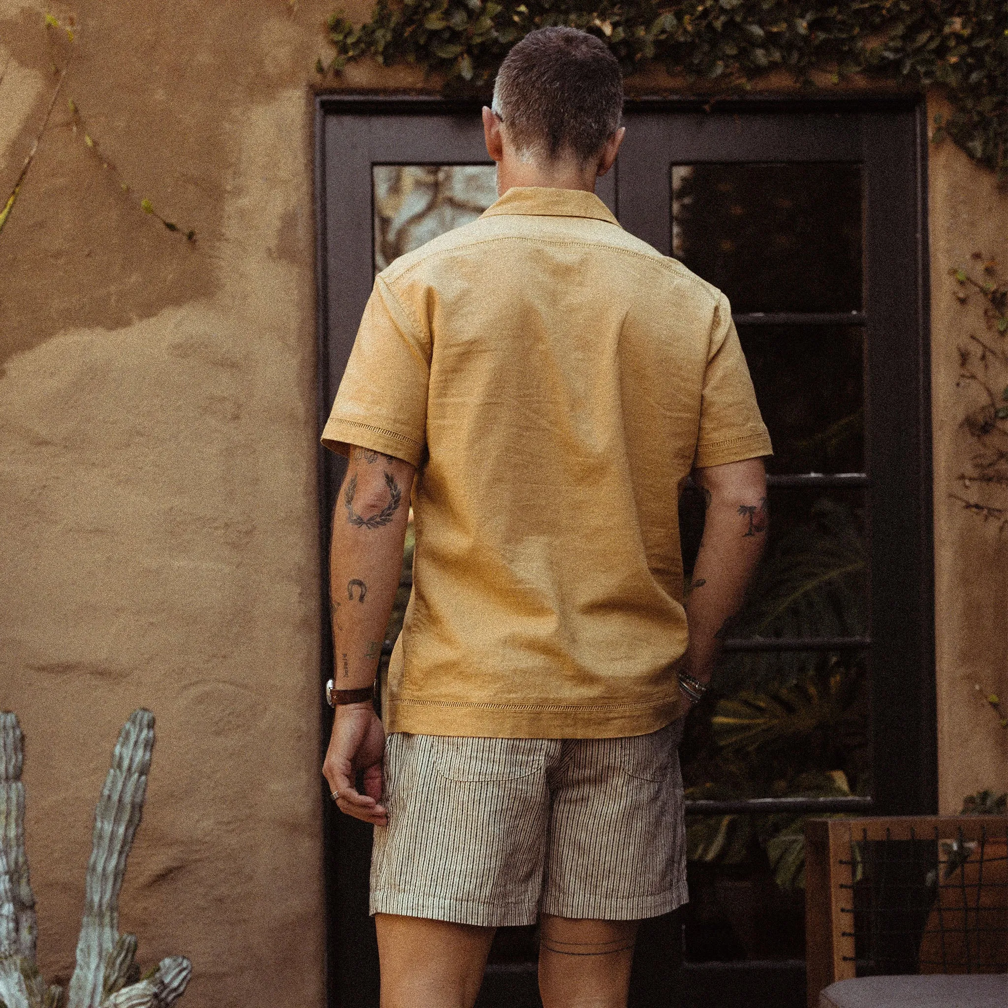 The Short Sleeve Hawthorne in Wheat sold by Taylor Stitch product image thumbnail 5