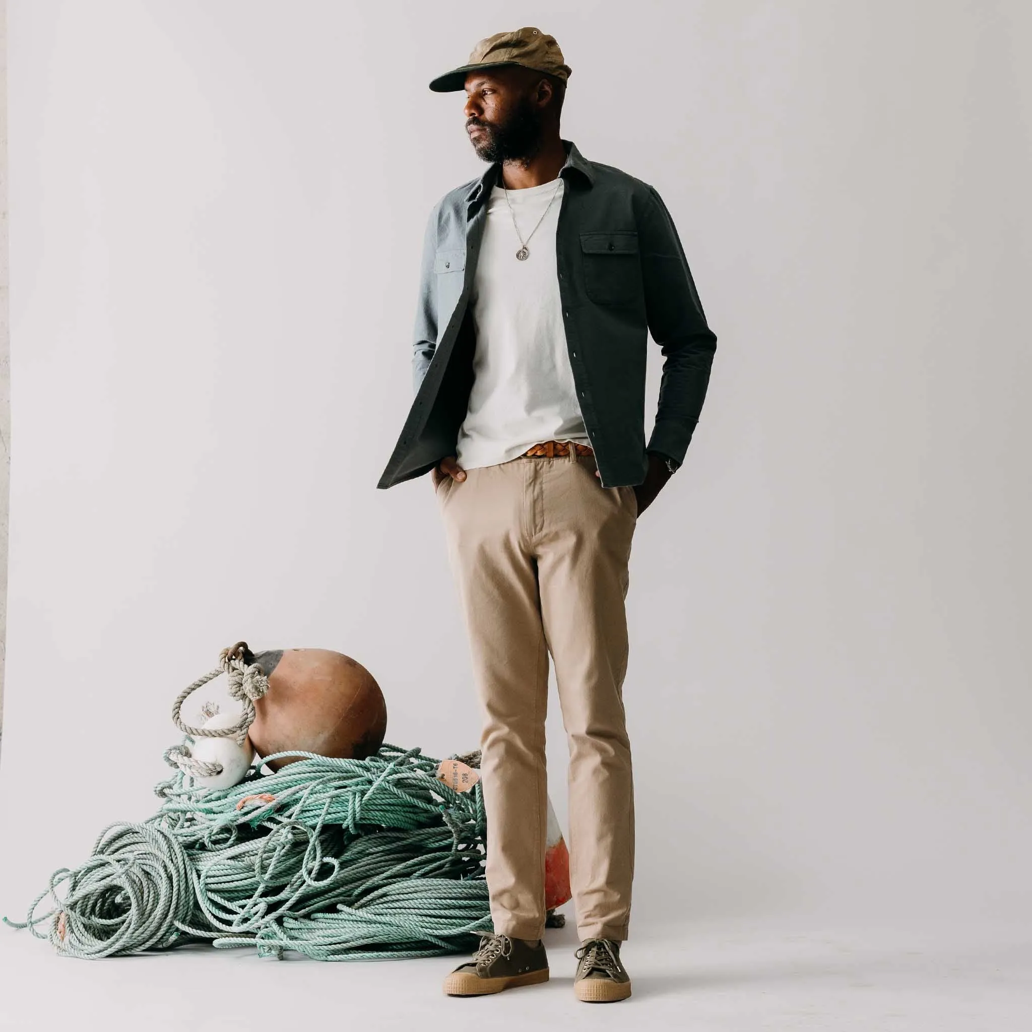 The Slim Foundation Pant in Organic Khaki sold by Taylor Stitch product image thumbnail 4