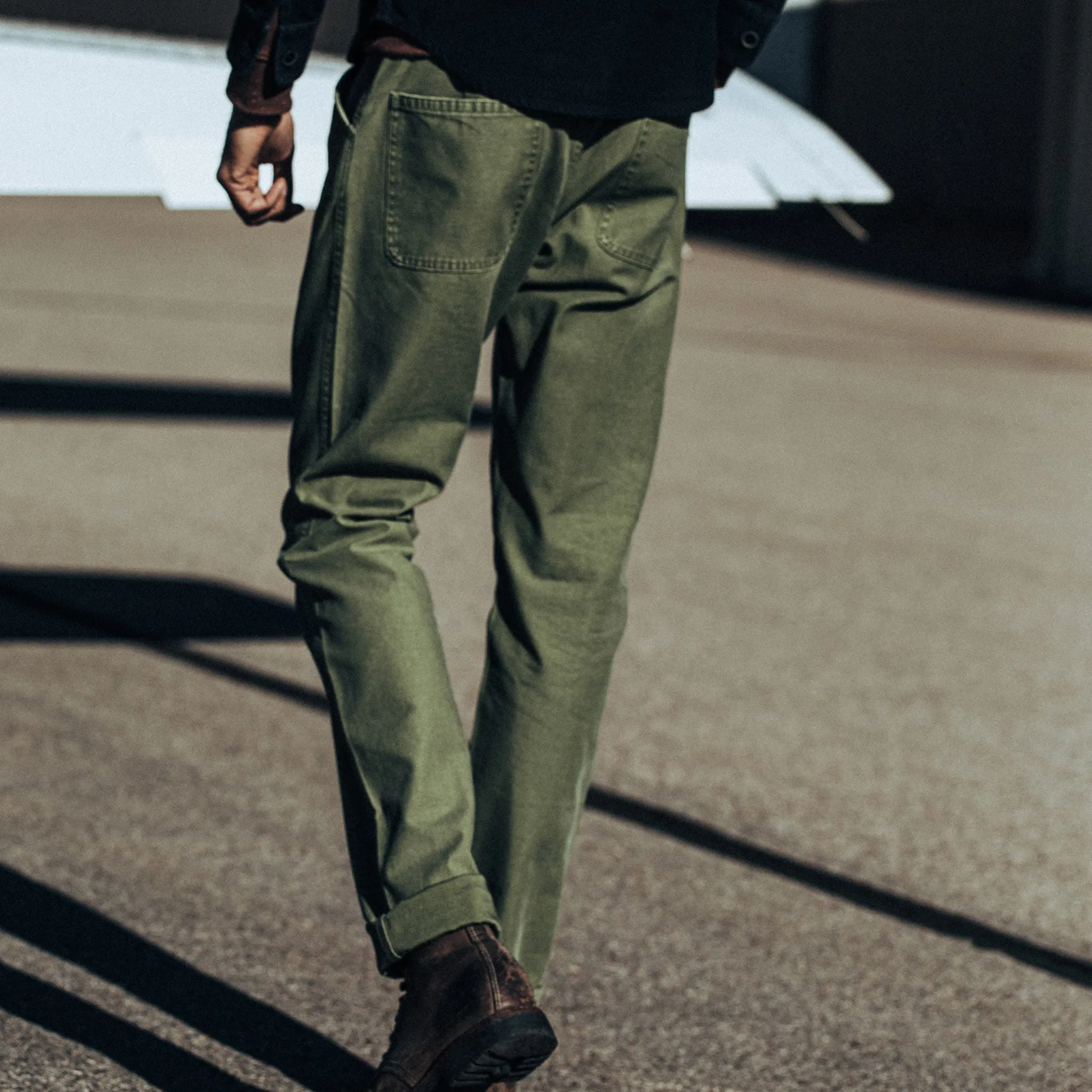The Camp Pant in Olive Reverse Sateen sold by Taylor Stitch product image thumbnail 3