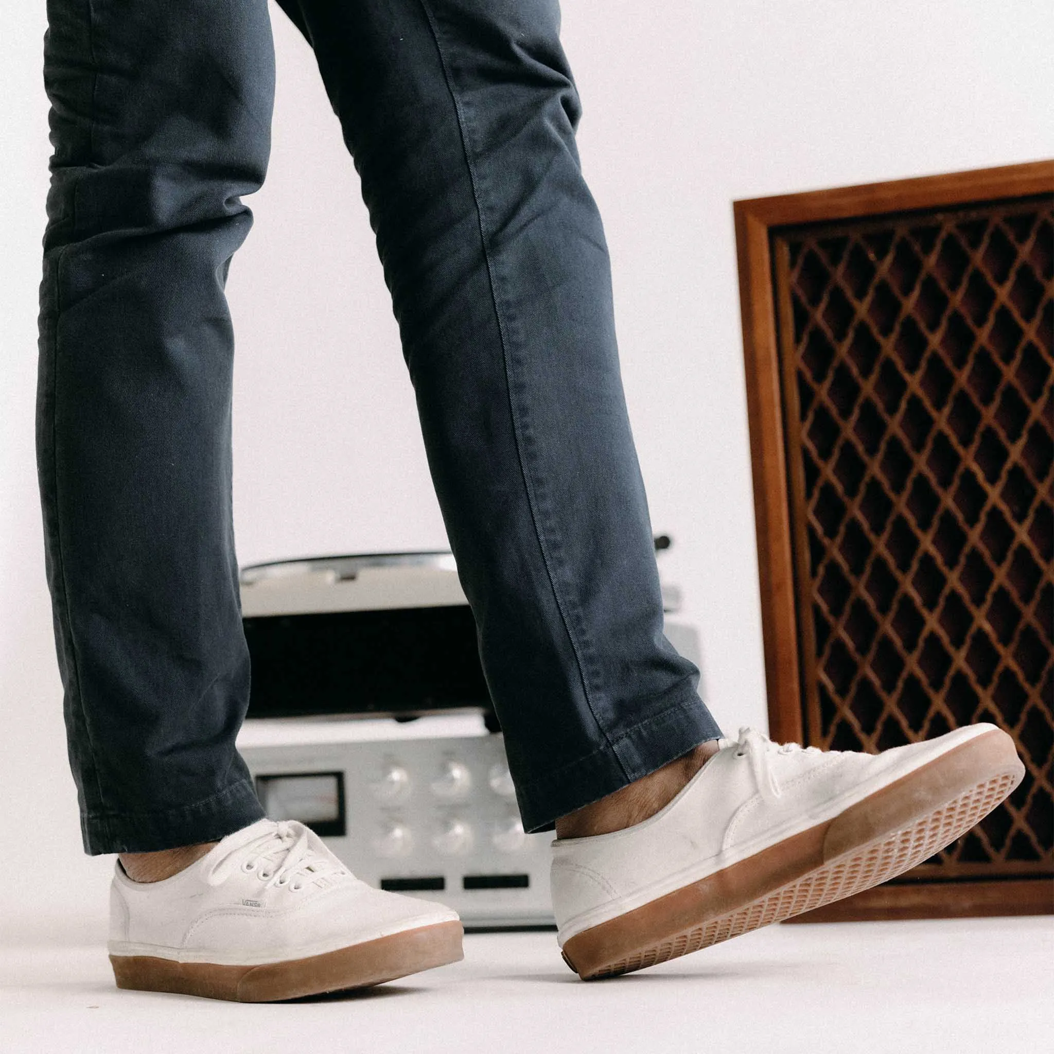 The Slim Foundation Pant in Organic Navy sold by Taylor Stitch product image thumbnail 3