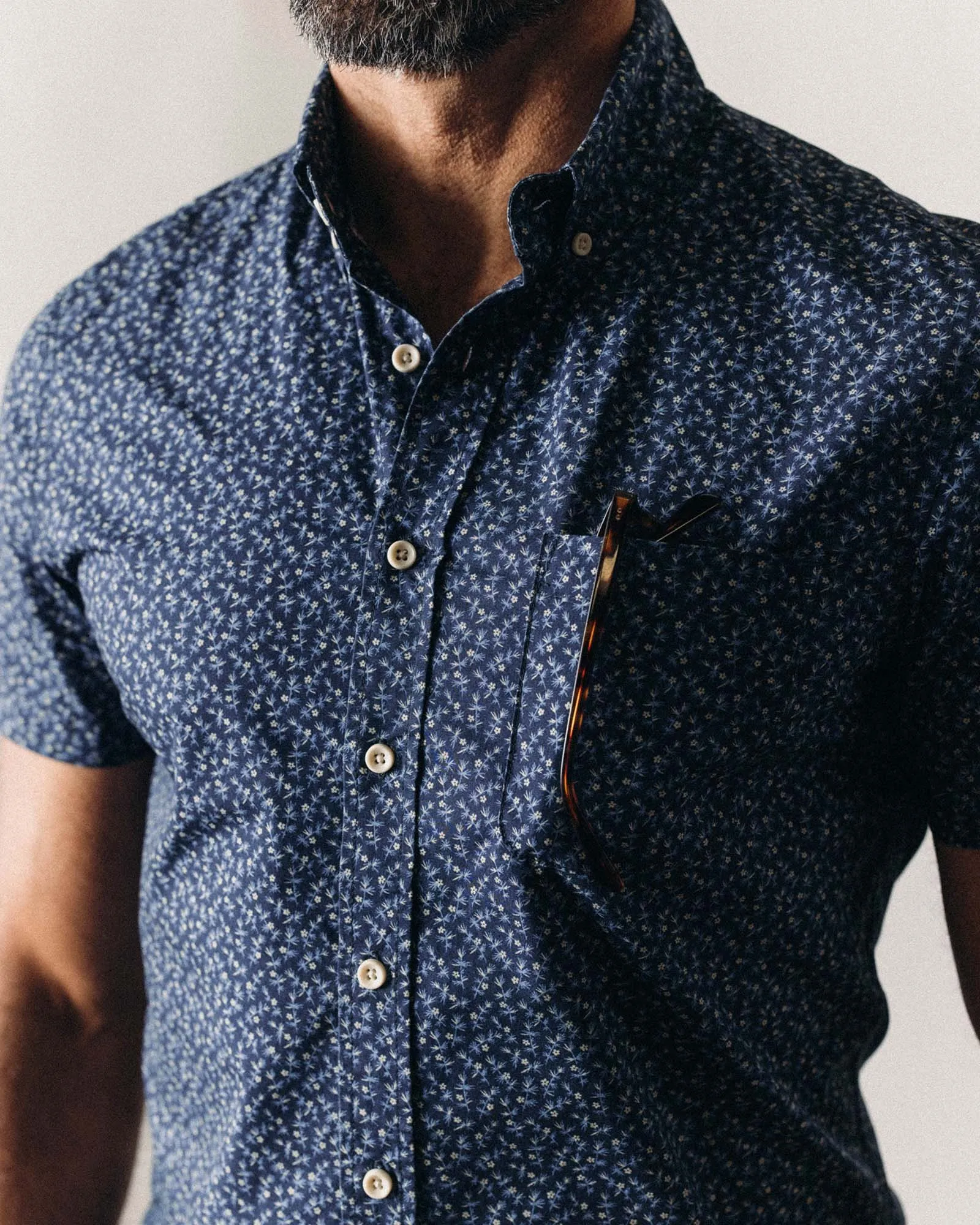 The Short Sleeve Jack in Falling Floral sold by Taylor Stitch product image thumbnail 3
